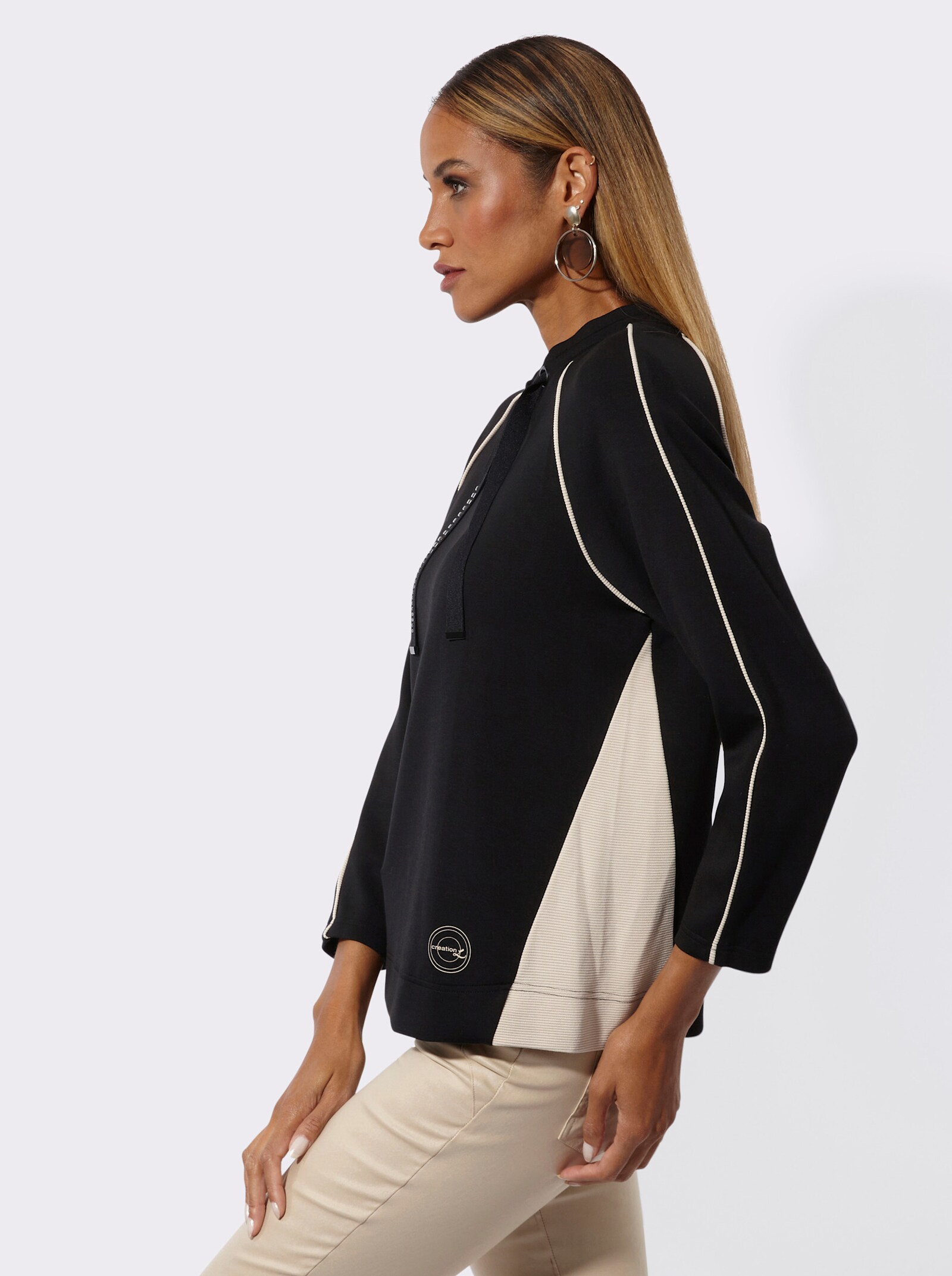 Sweatshirt mit Kontrastakzenten - schwarz