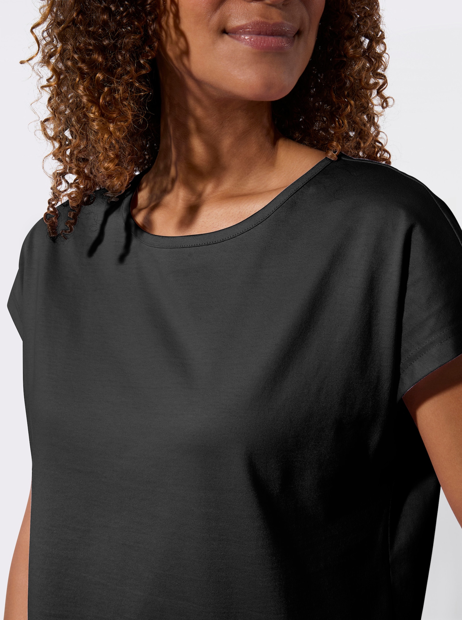 Tričko v balení po 2 ks - čierna + svetlobéžová