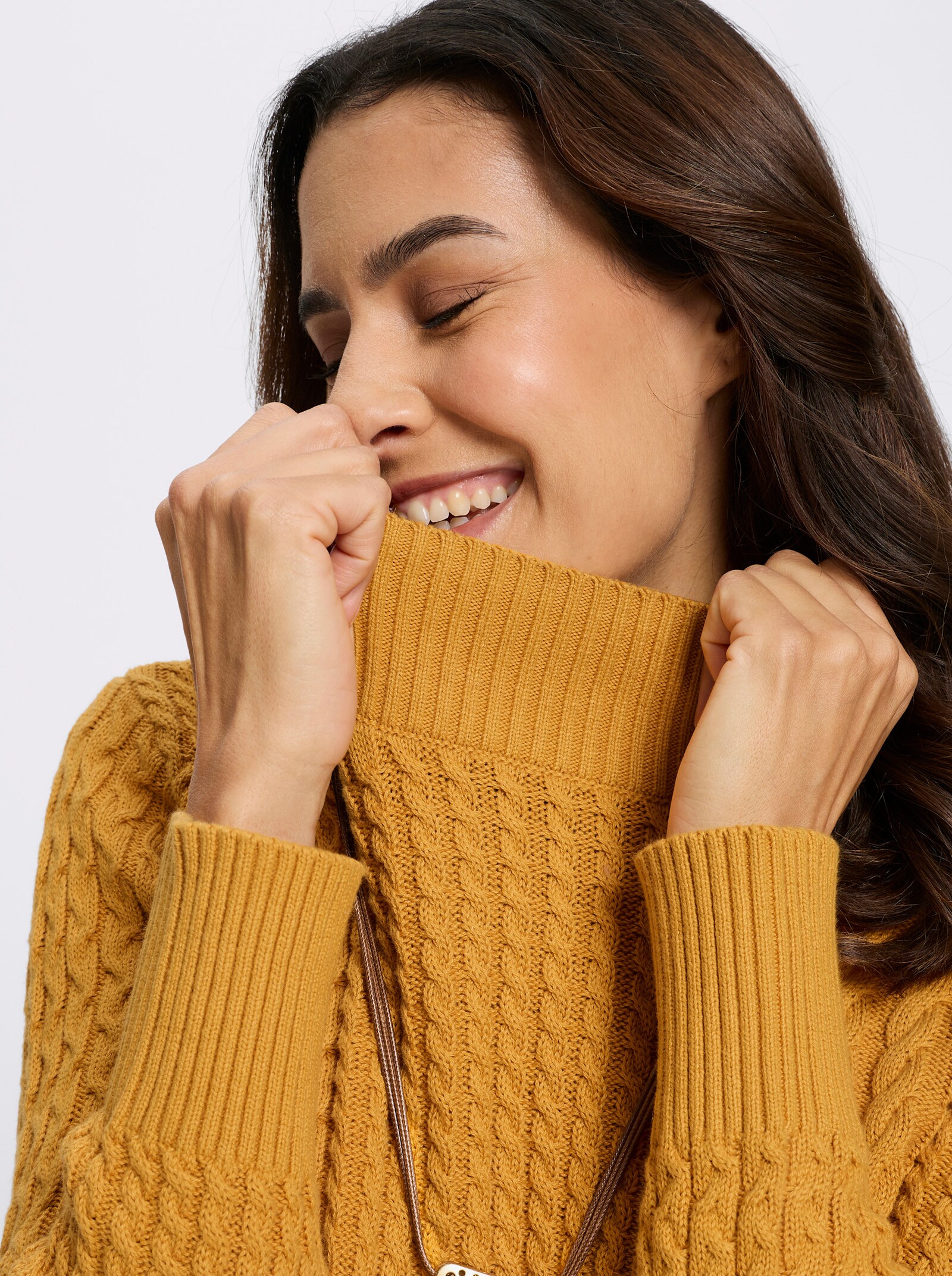 Pullover met opstaande kraag in patchworklook - oker