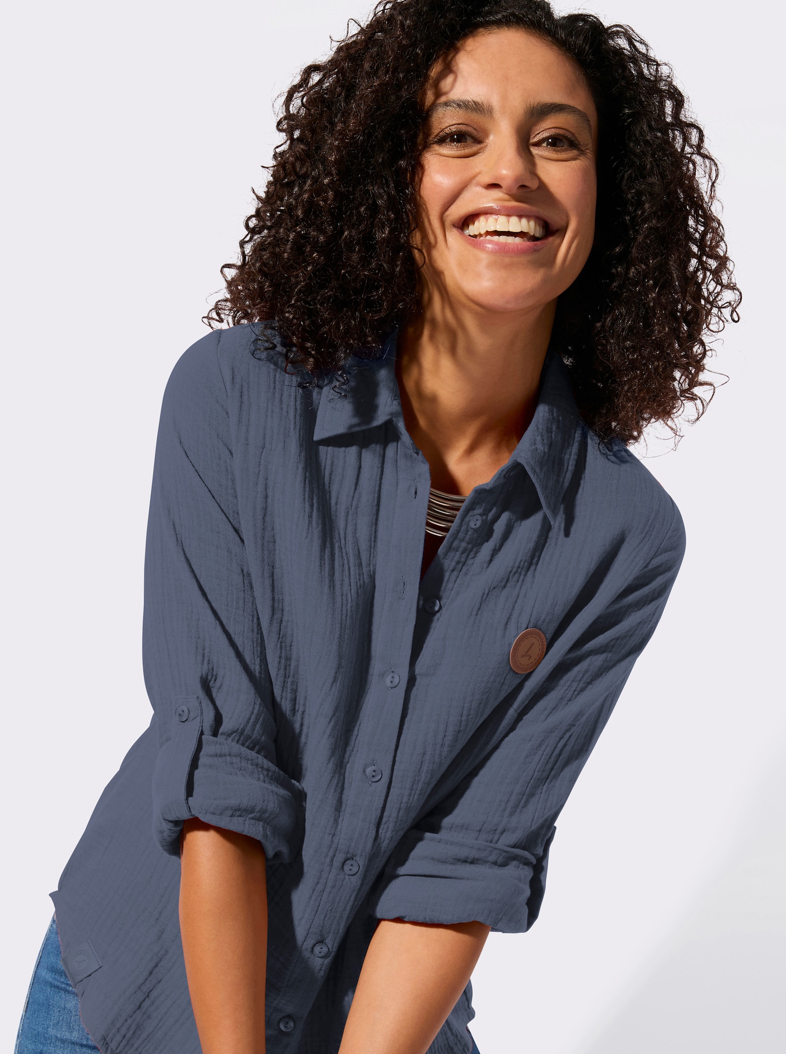 Baumwollbluse mit krempelbaren Ärmeln - rauchblau