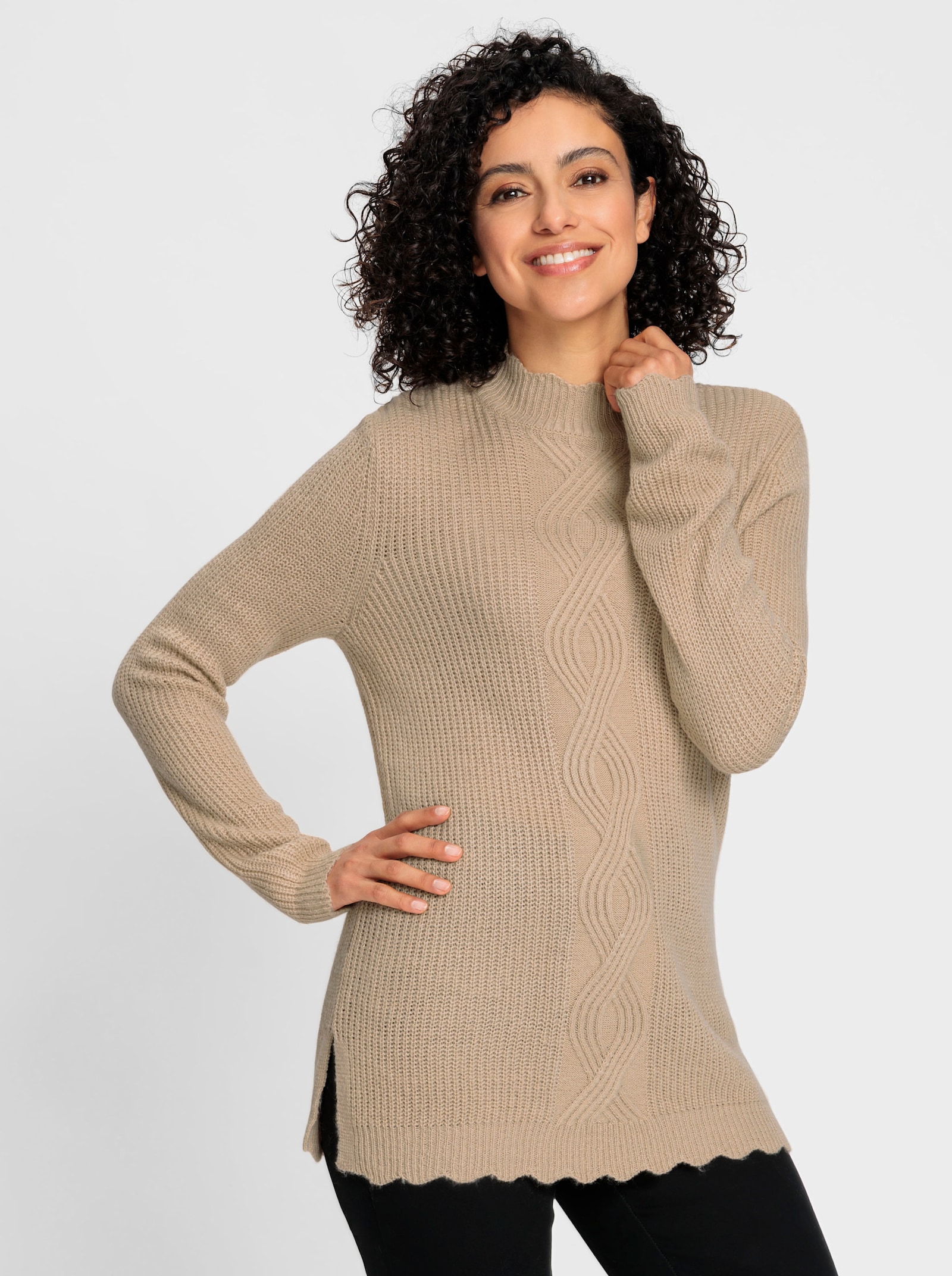 Longpullover mit Wellenabschlüssen - beige