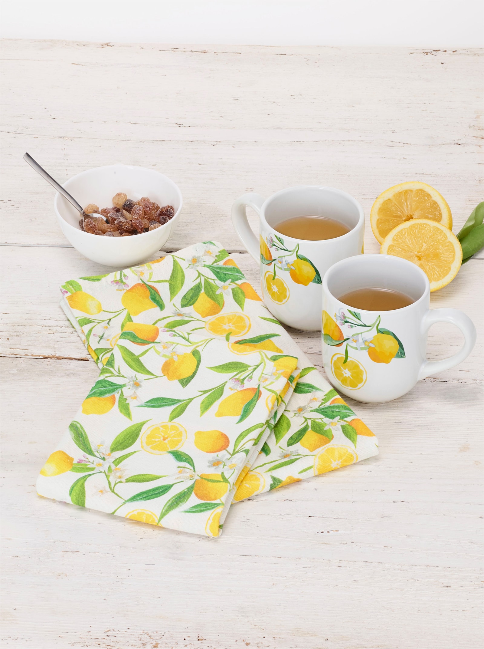 Tassen mit Geschirrtüchern - gelb