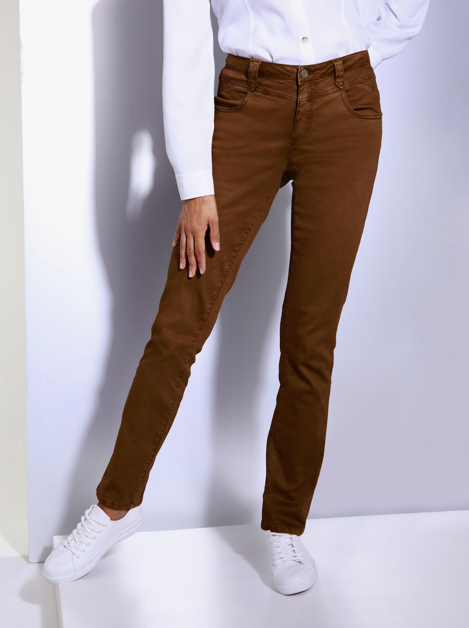 CREATION L PREMIUM Jeans in 4-Pocket-Form - braun