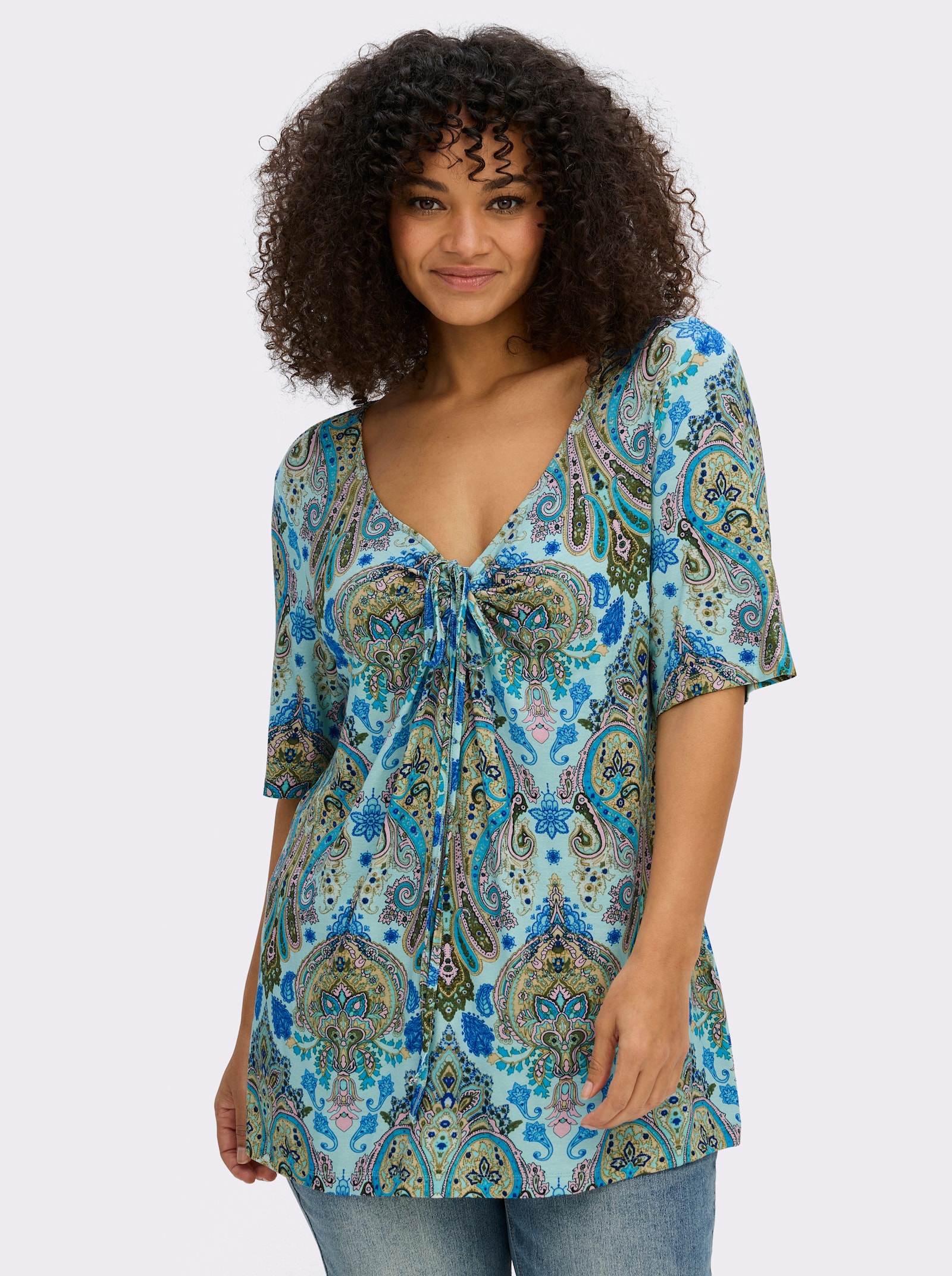 sheego Print-Shirt mit herzförmigem Ausschnitt - aquamarin-royalblau-gemustert