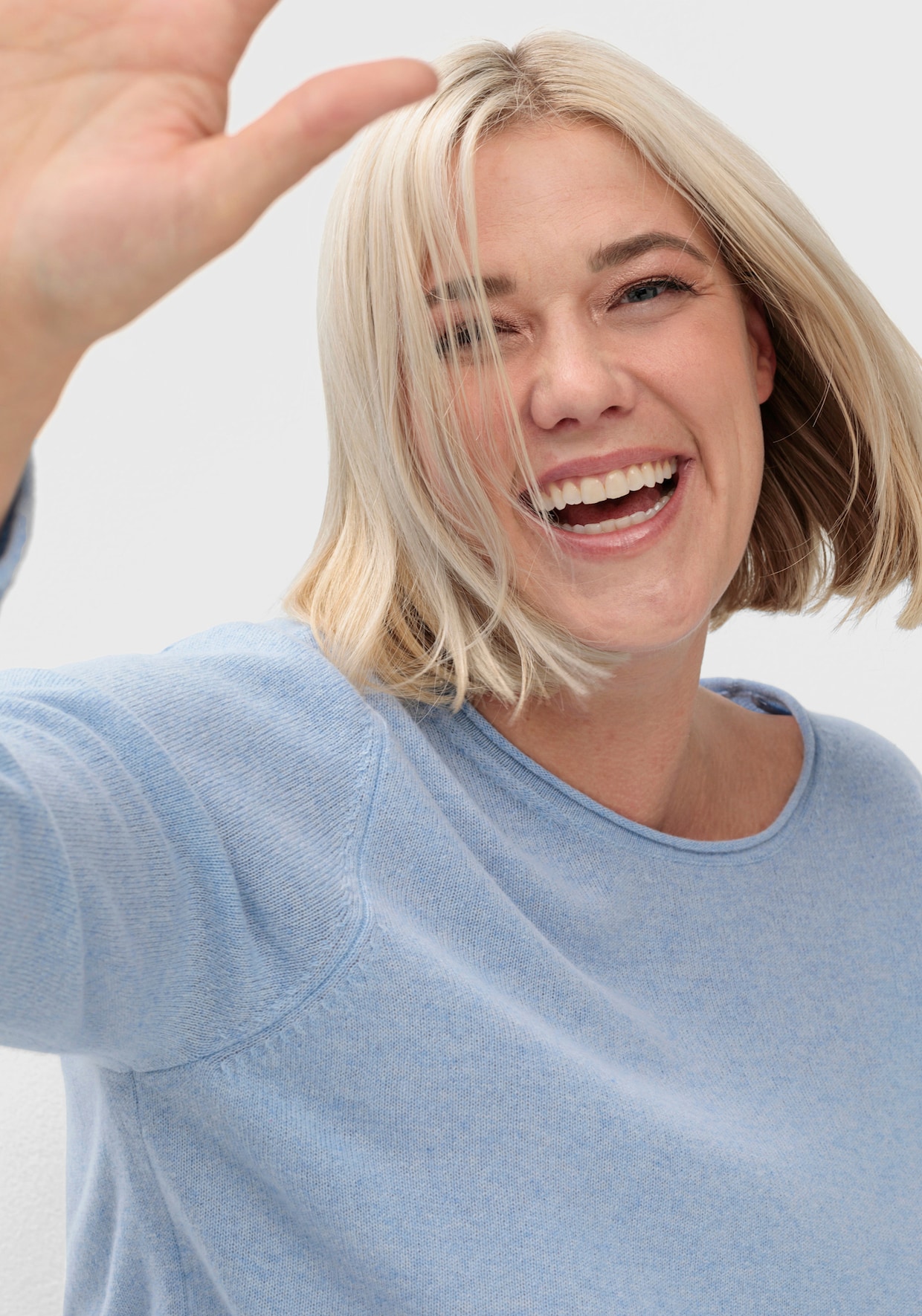 Kaschmirpullover mit Rollkanten - blau-meliert