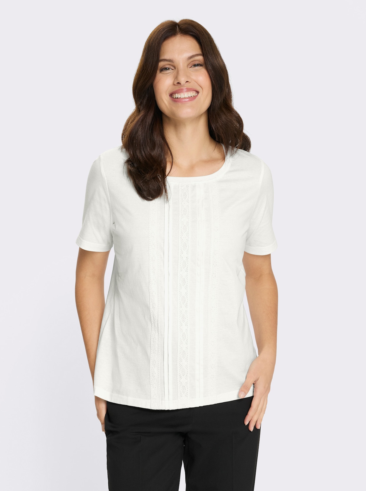 Kurzarmshirt in figurfreundlicher A-Linie - ecru