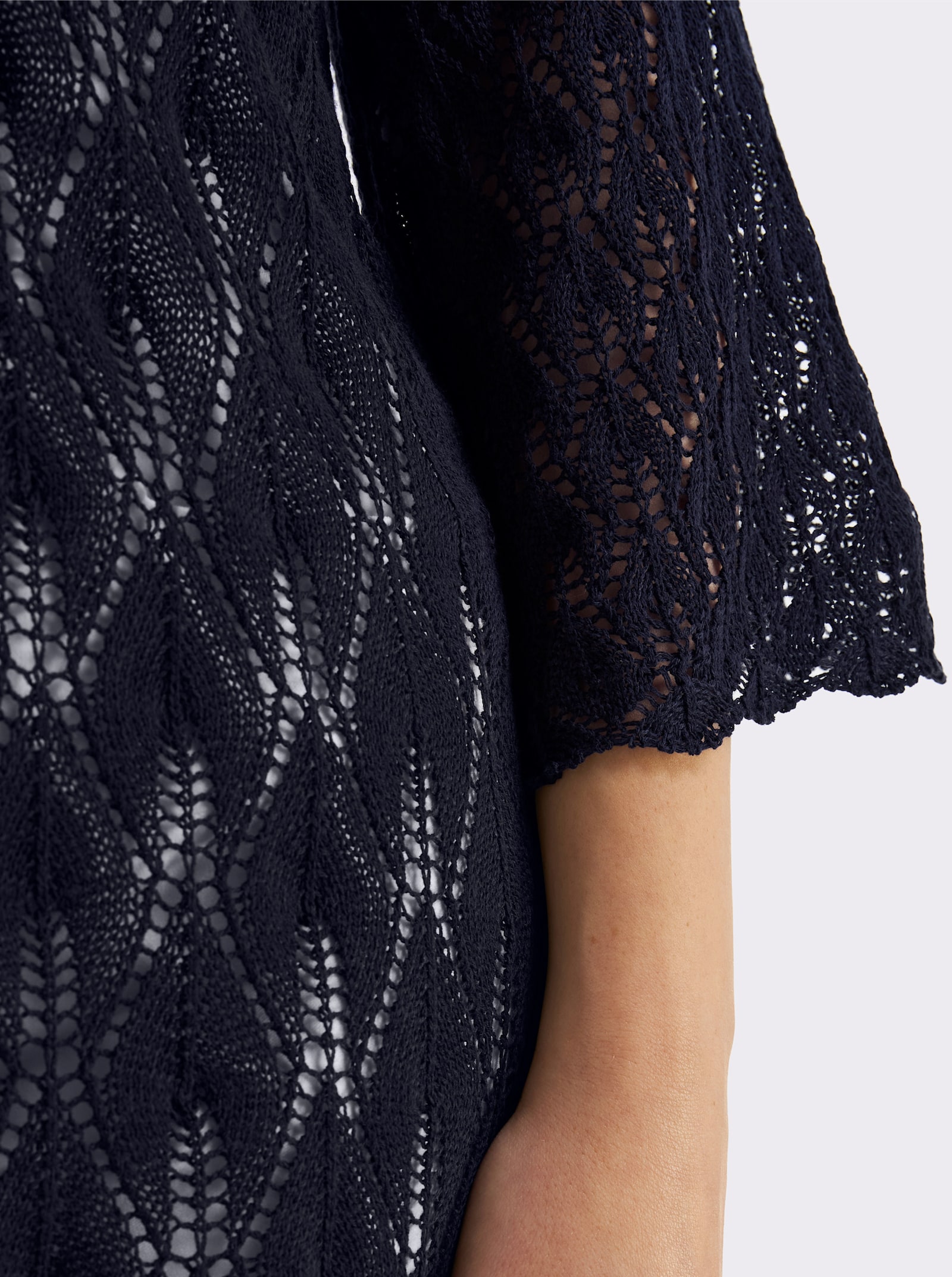 sheego Ajourpullover mit 3/4-Trompetenärmeln - tiefblau