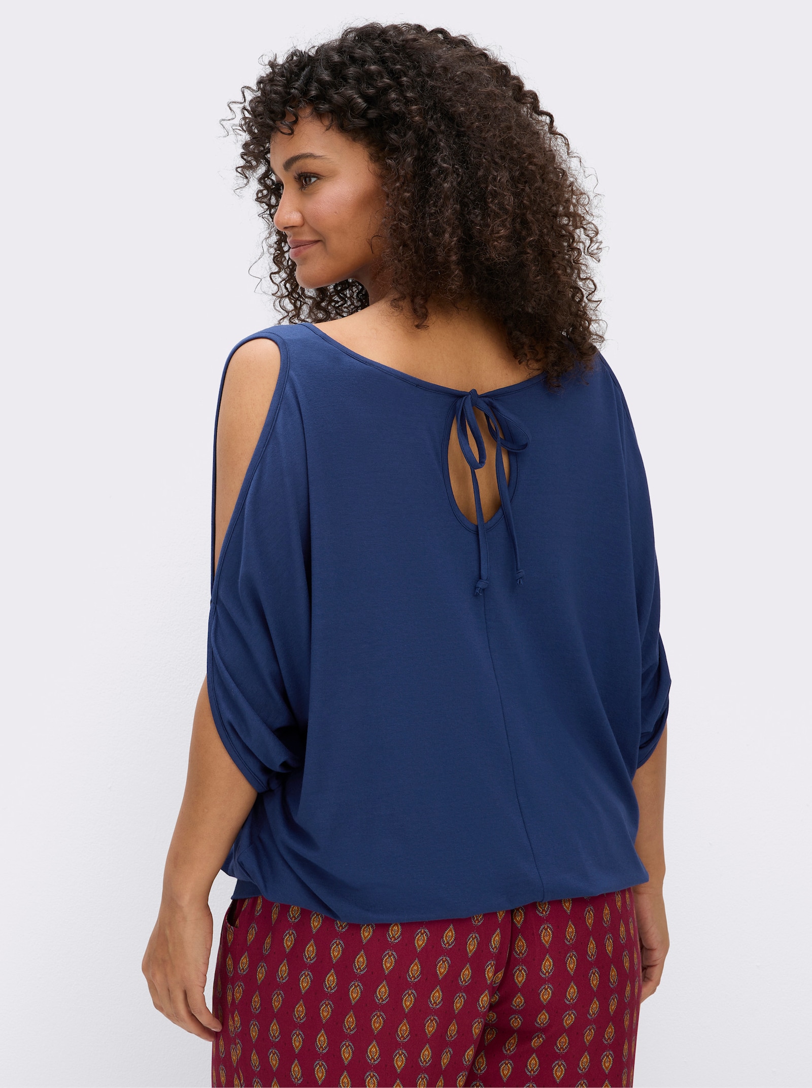 sheego Shirt mit Cut-outs und Bindeband - royalblau