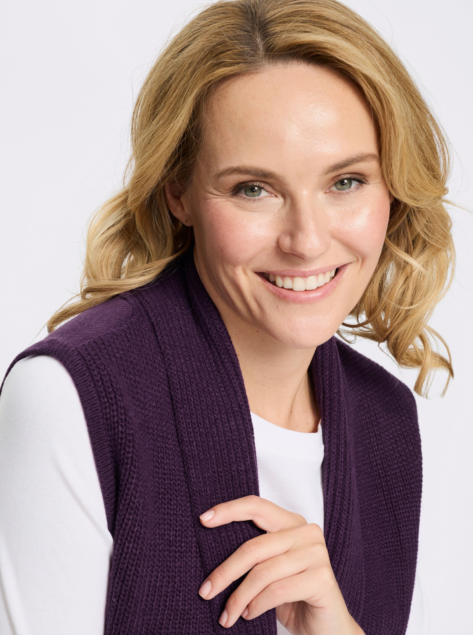 Strickweste mit Schalkragen - traube