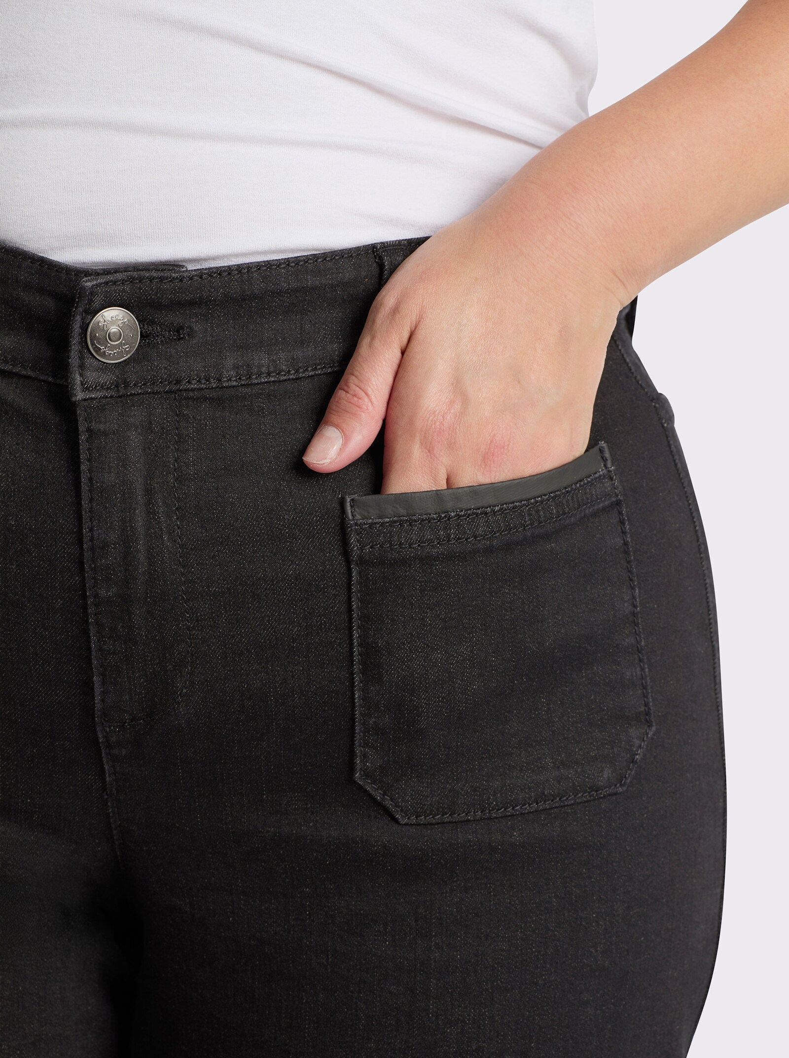 sheego Jeans mit weitem Beinschnitt - black-denim