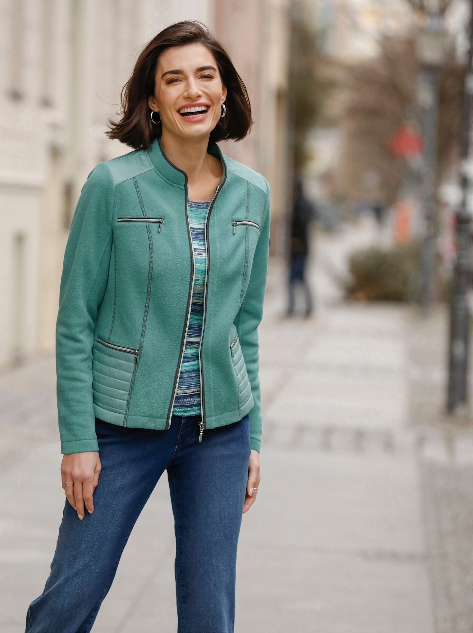 Fleecejacke dezent glänzenden Partien - salbei