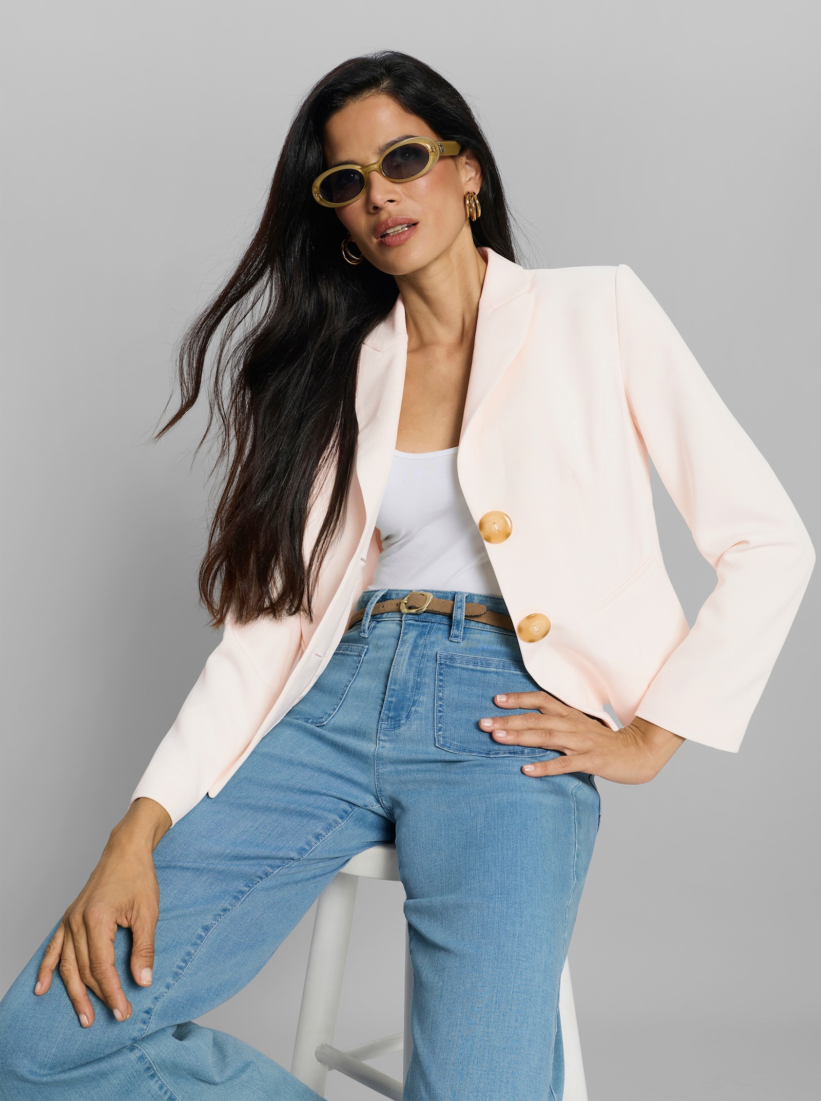 heine Blazer mit großen Schmuckknöpfen - ecru
