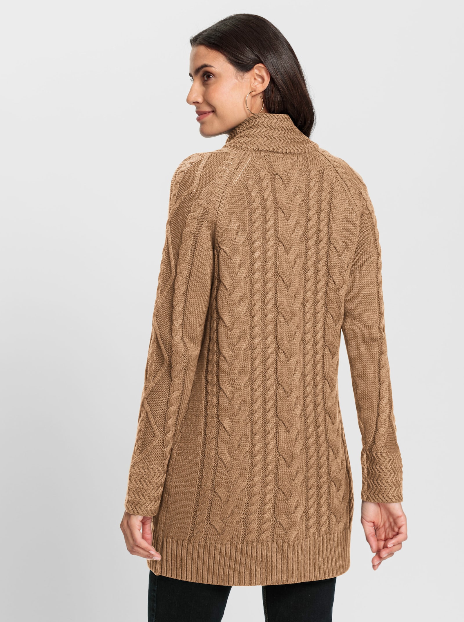 Longstrickjacke mit Einstrickmuster - camel
