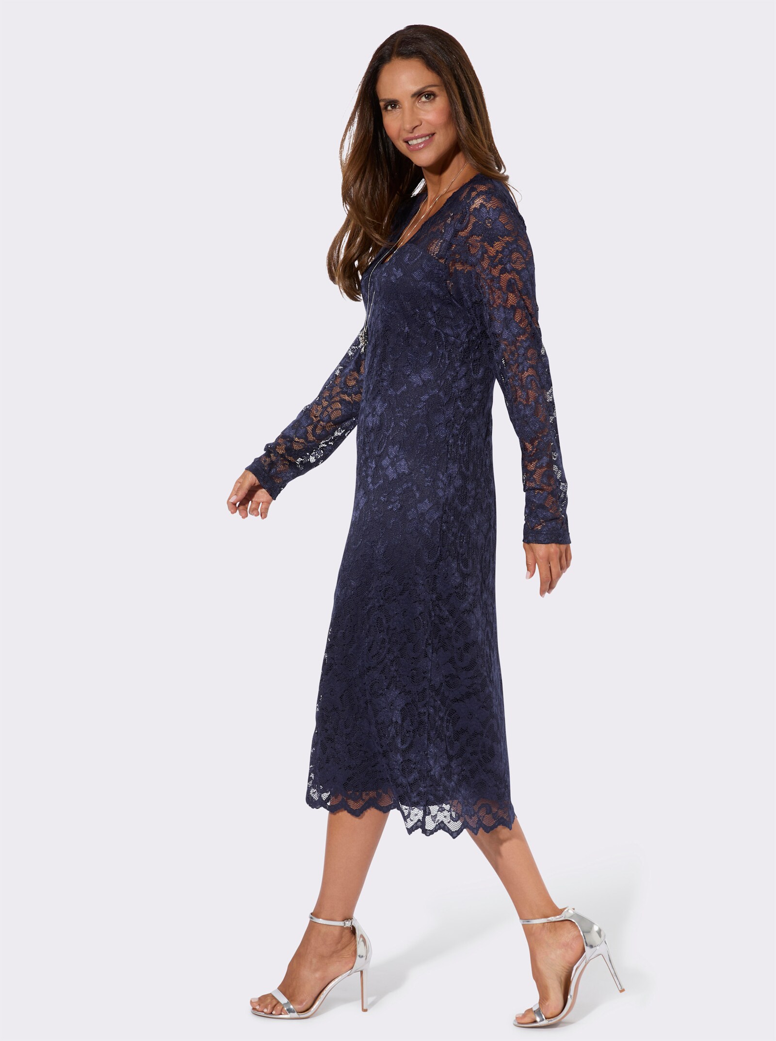 Spitzenkleid mit gebogten Kanten - marine
