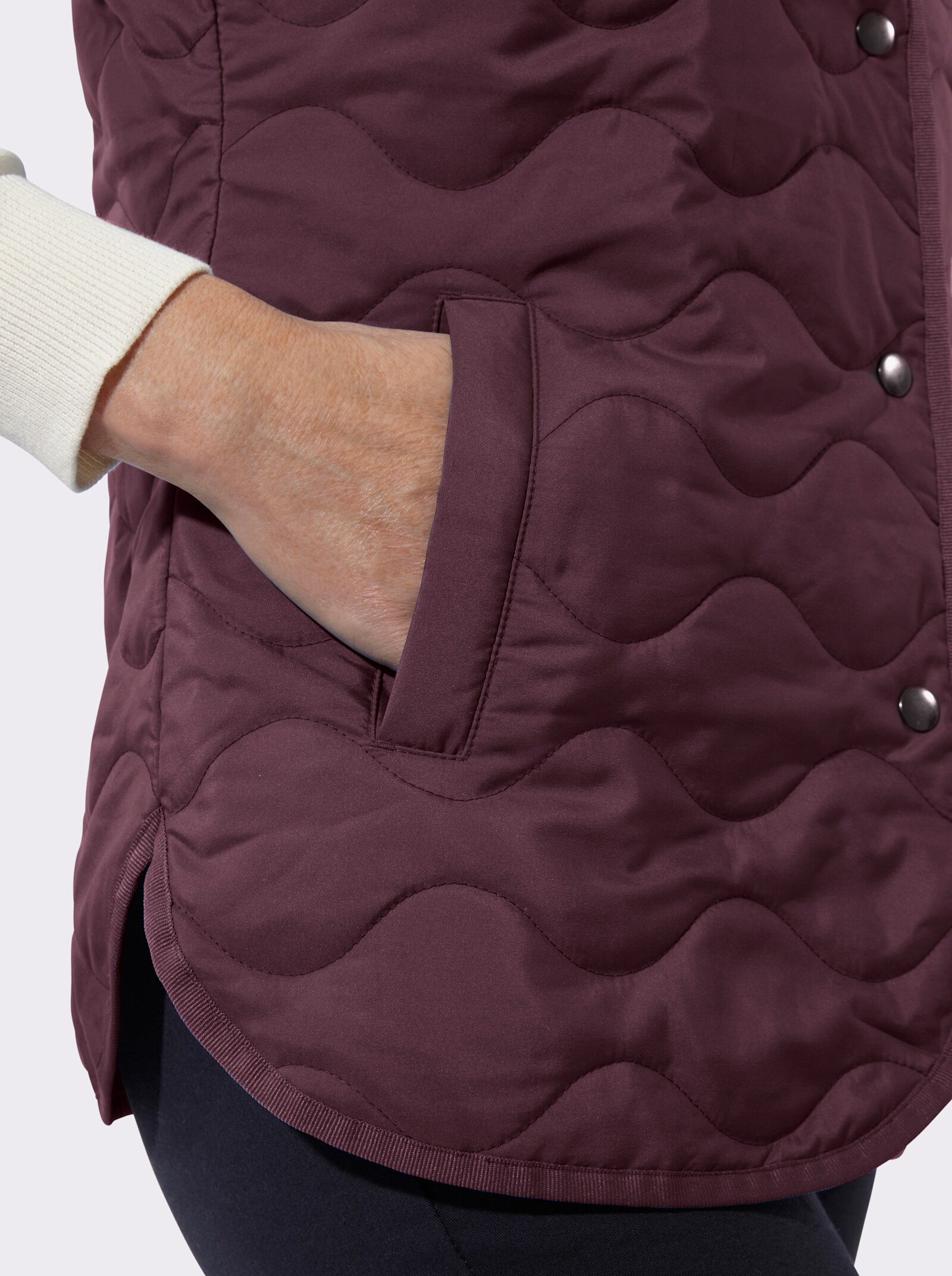 Steppweste mit Wellenmuster - burgund
