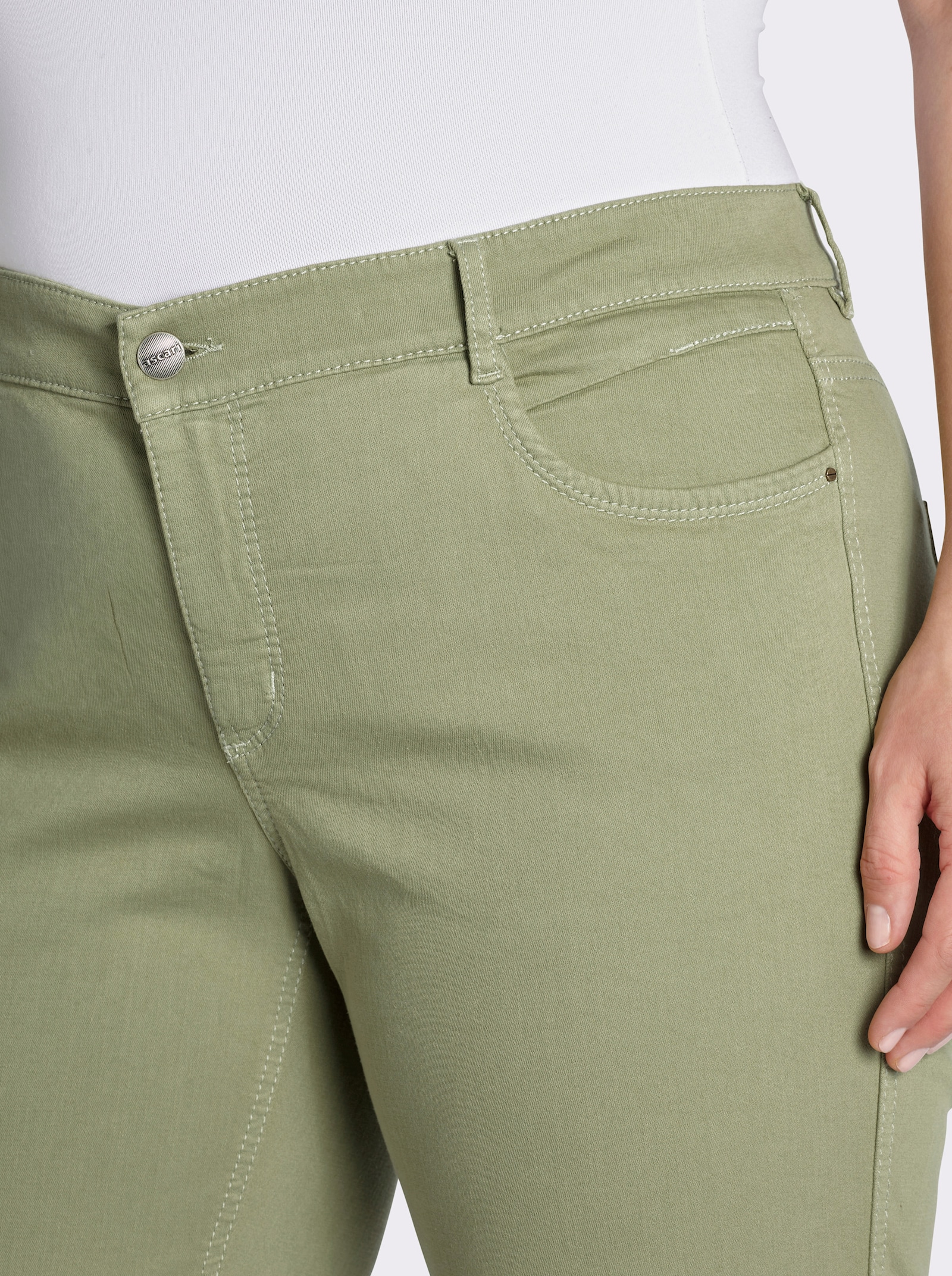 Ascari Stretch-Jeans in Röhren-Form - schilf