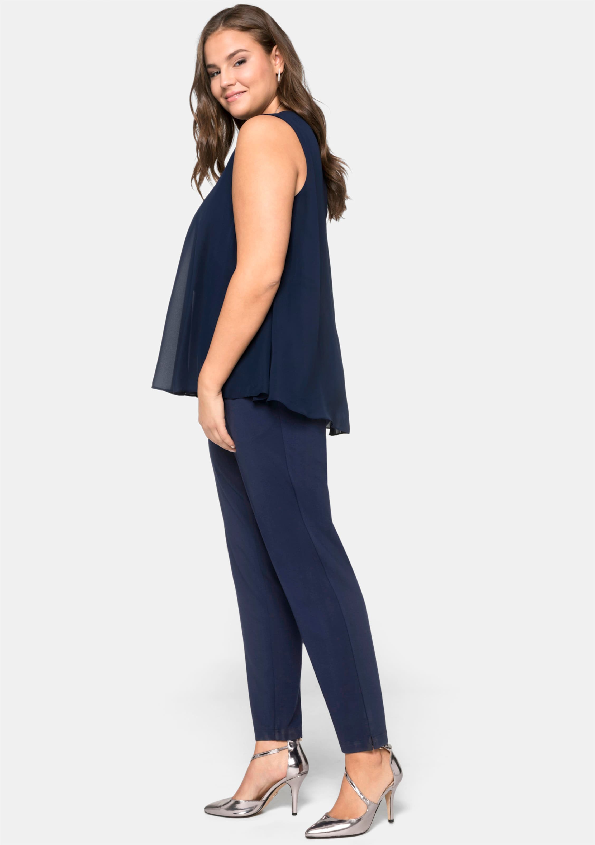 Thumbnail - Jumpsuit