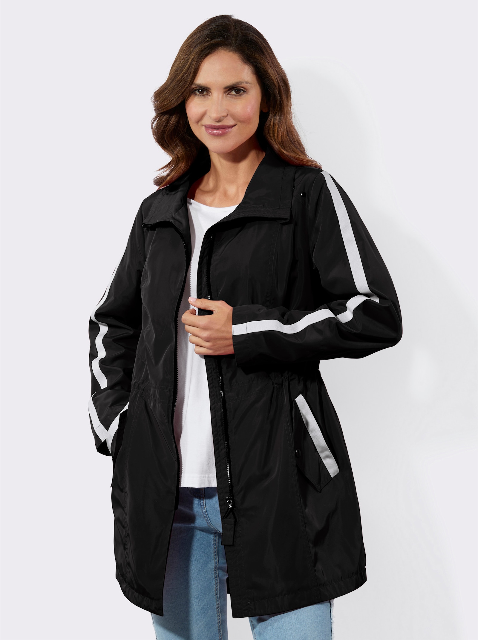 Parka in matt-schimmernder Qualität - schwarz