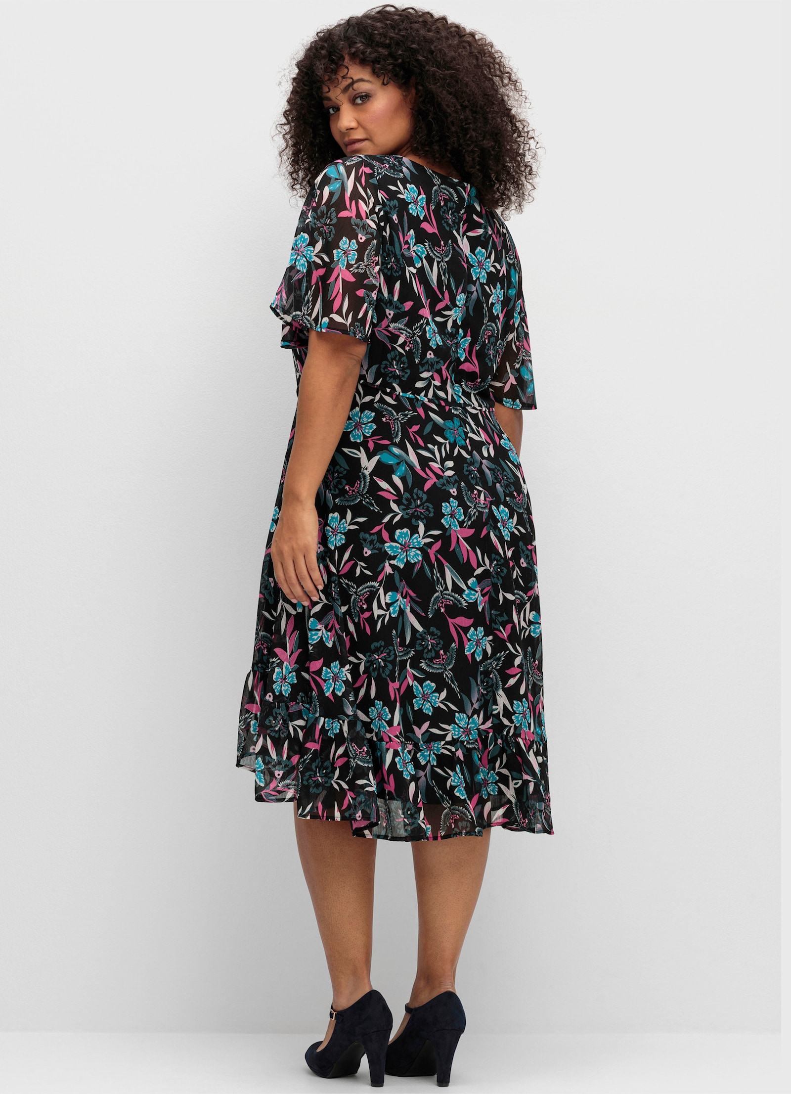 sheego by Joe Browns Chiffonkleid mit Blumendruck und Flügelärmeln - dunkelpetrol-gemustert