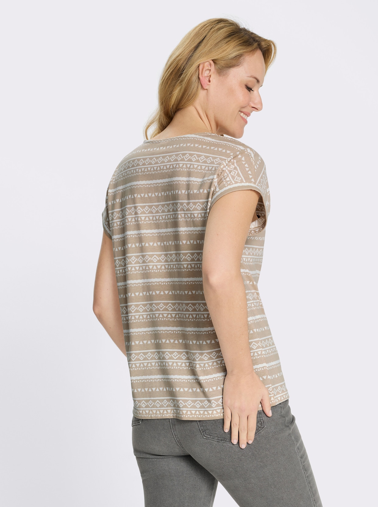 Kurzarmshirt mit überschnittenen Schultern - beige-ecru-bedruckt