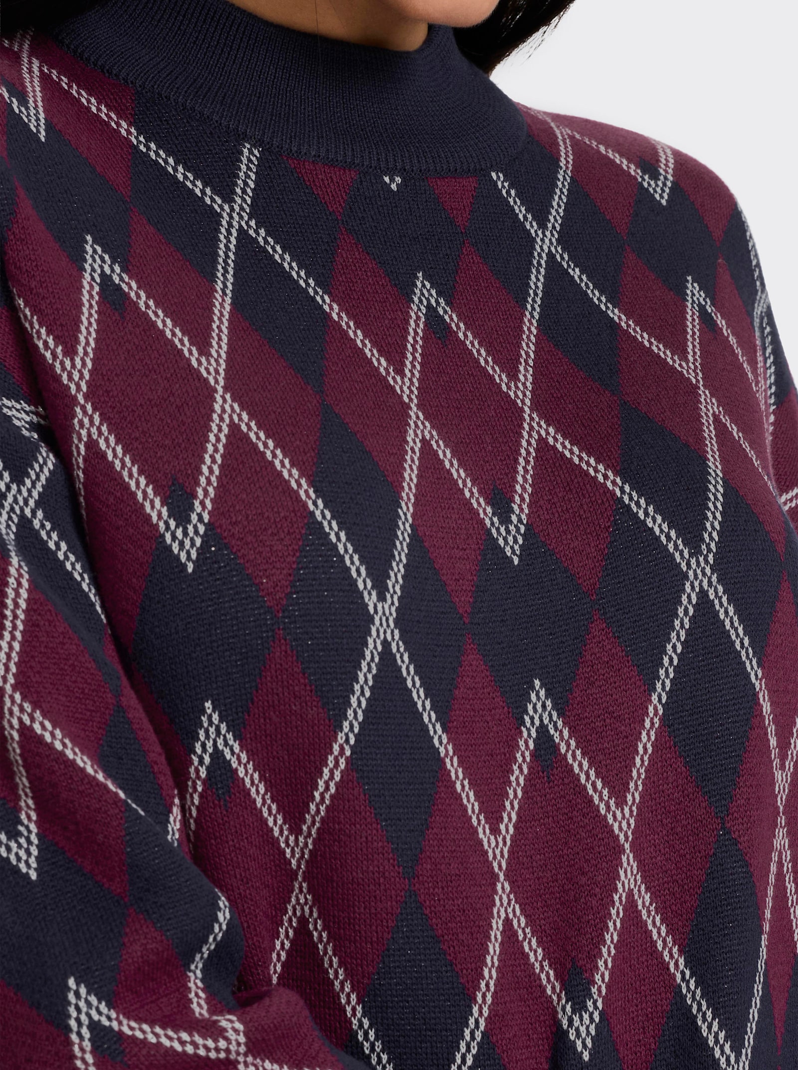 heine Strickkleid mit Glanzgarn - marine-bordeaux-gemustert