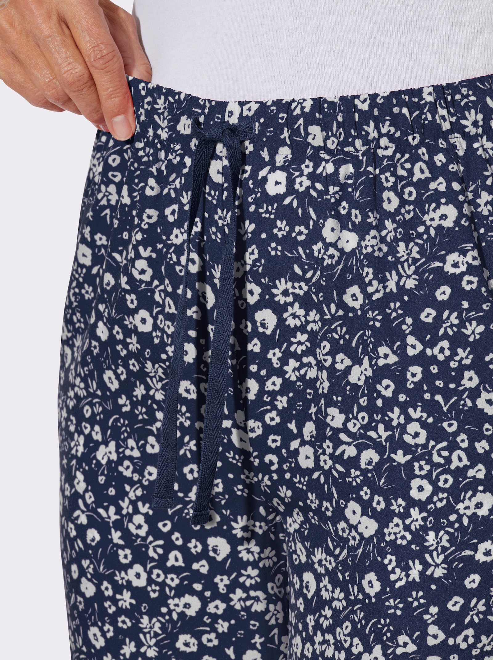 Schlupfhose in pflegeleichter Qualität - marine-weiß-bedruckt