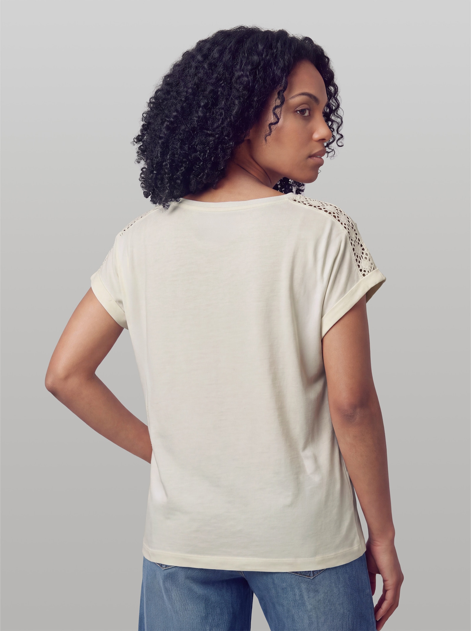 heine T-Shirt mit Spitzen-Details - champagner