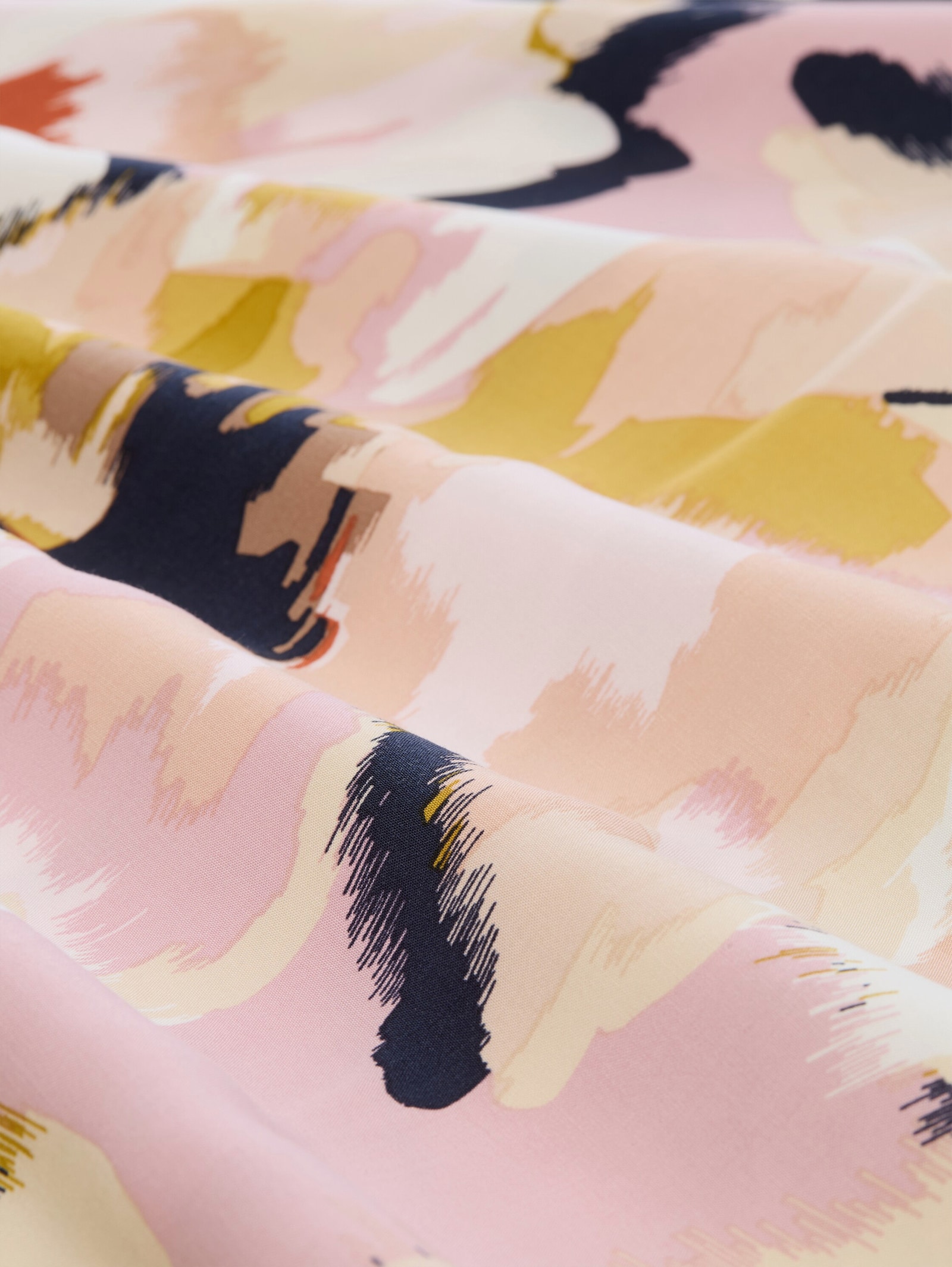 Kurzarmbluse - big abstract flower print
