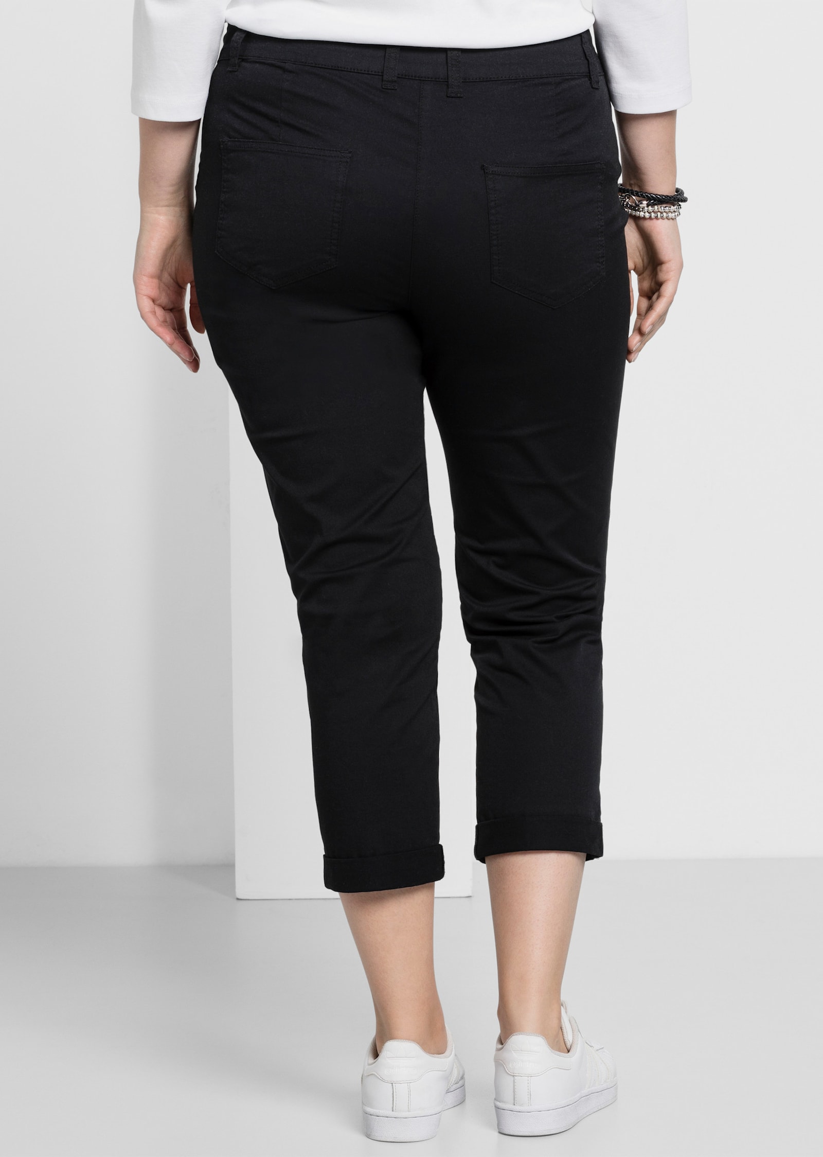 sheego 7/8-broek in smal model - zwart