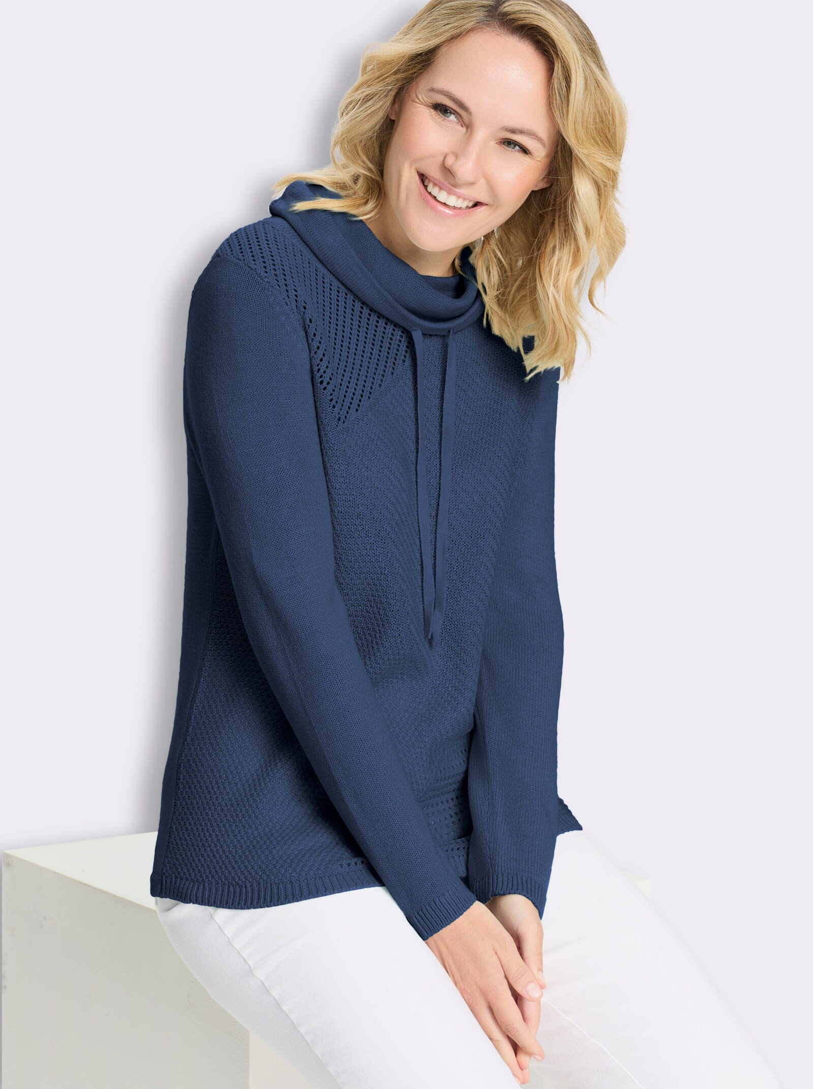 Stehkragenpullover mit Strickmuster im Vorderteil - jeansblau