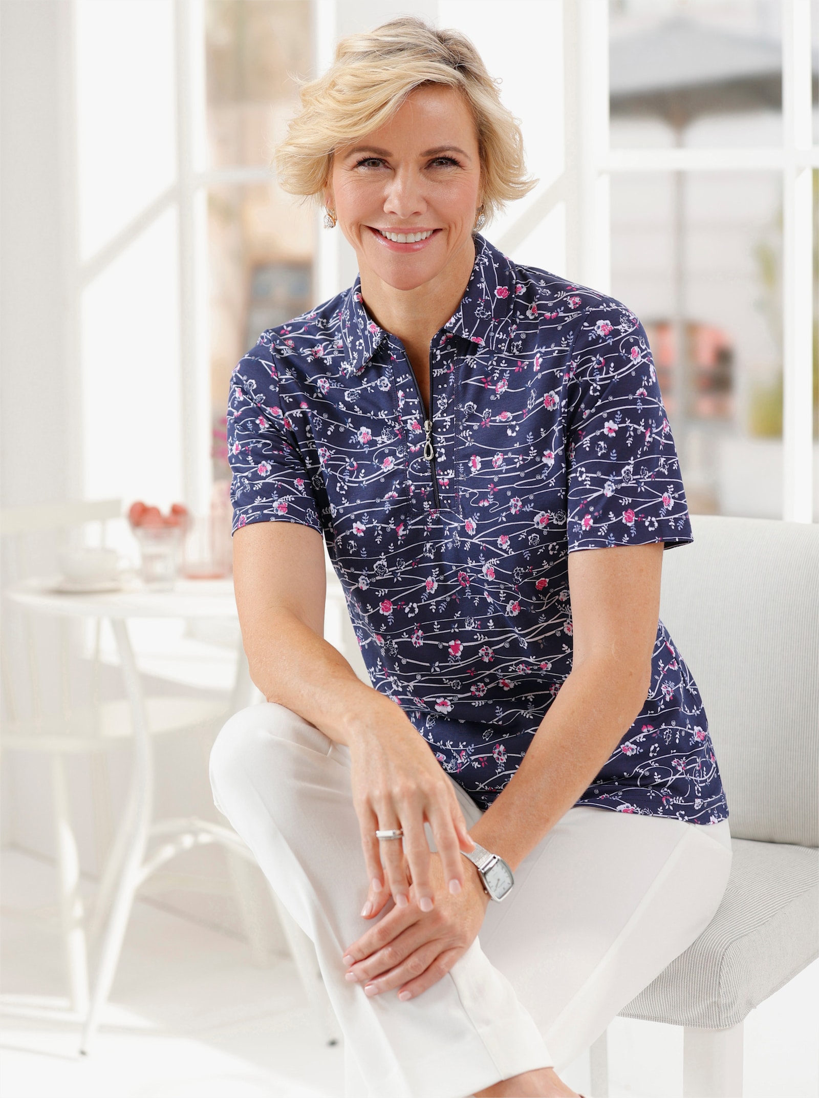  Poloshirt mit floralem Dessin - marine-fuchsia-bedruckt