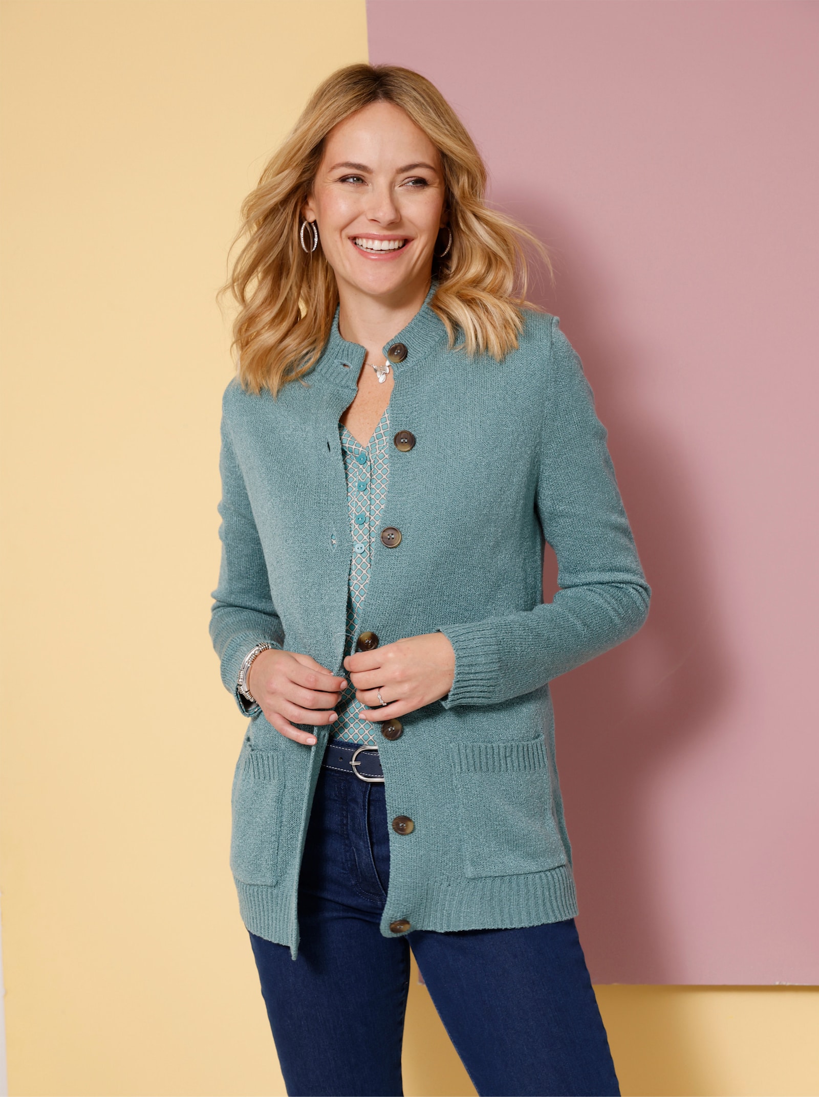 Dlouhý pletený kabátek z úpletu z buklé - nefritová