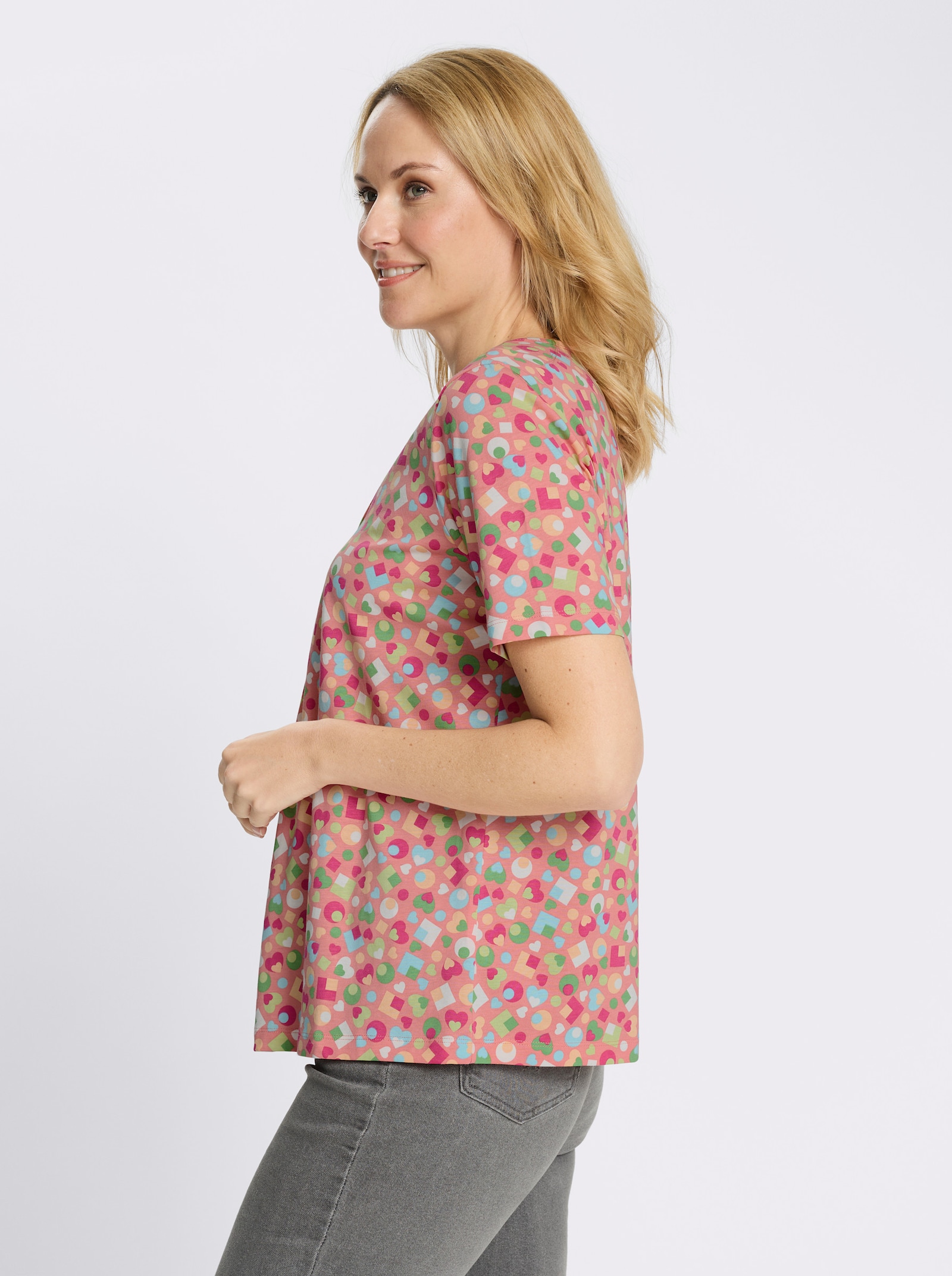 Kurzarmshirt im bunten Allover-Print - flamingo-apfel-bedruckt