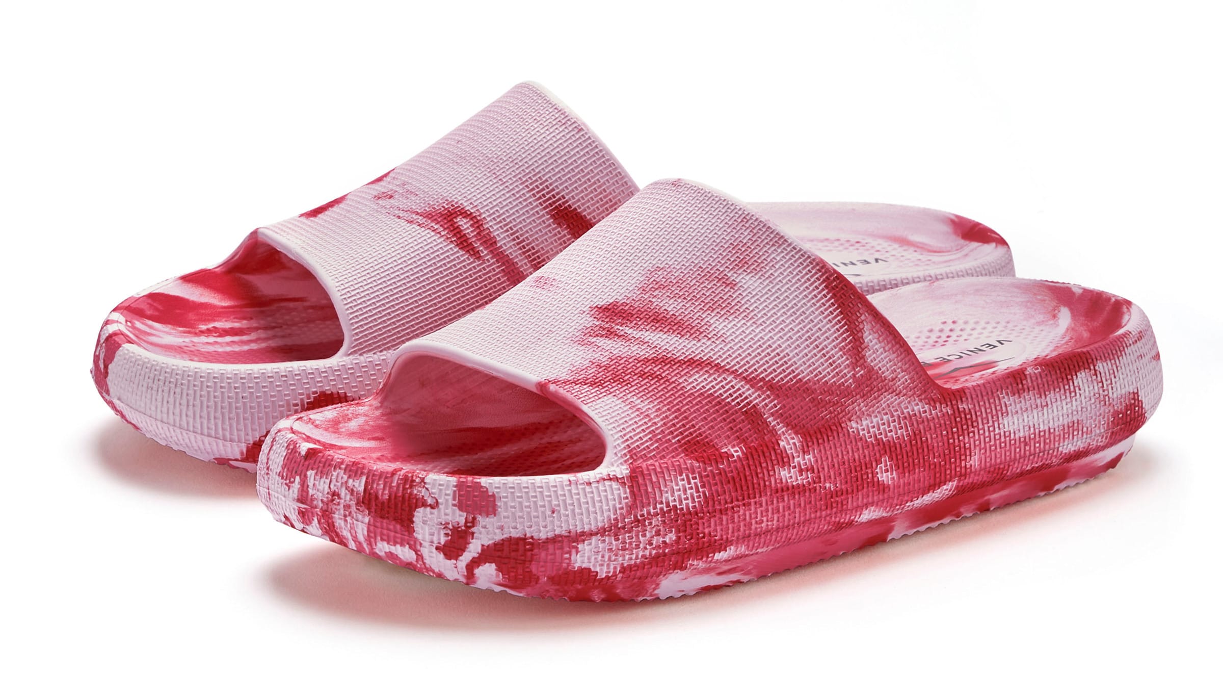 An Aus günstig Kaufen-Pantolette in pink batik von Venice Beach. Pantolette in pink batik von Venice Beach <![CDATA[Pantolette VEGAN von VENICE BEACH. Obermaterial, Futter, Decksohle und Laufsohle aus Synthetik.]]>. 