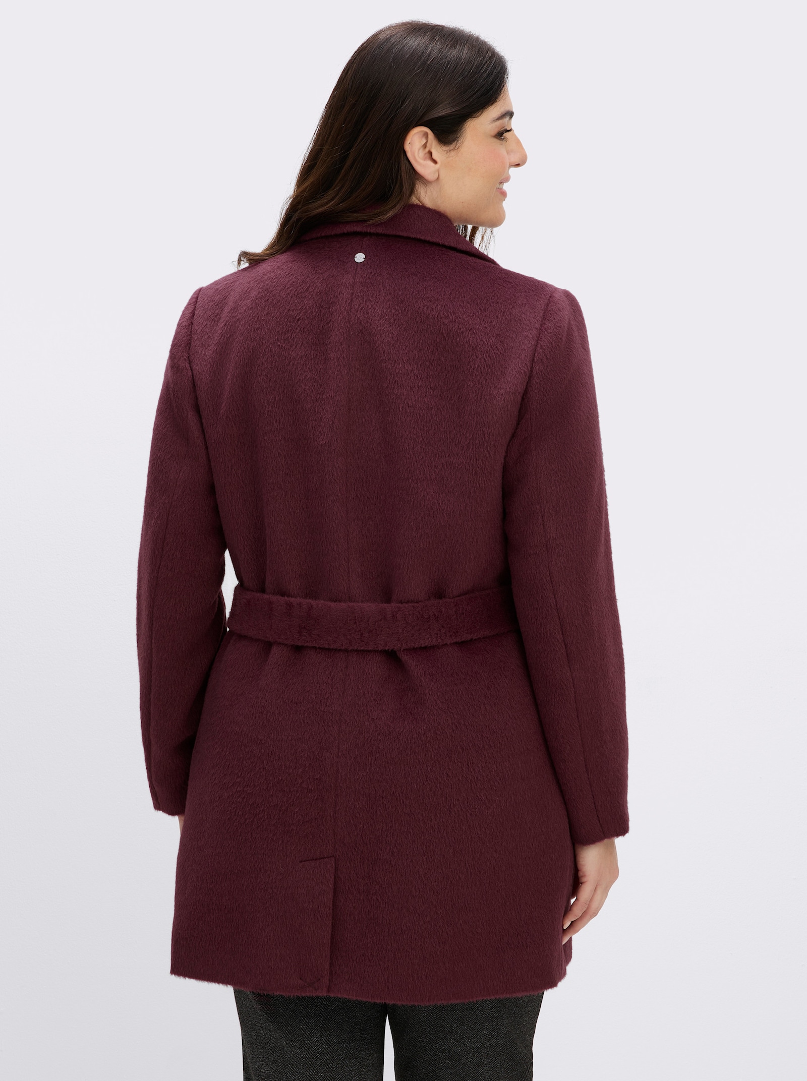 sheego Jacke mit Bindegürtel - burgund