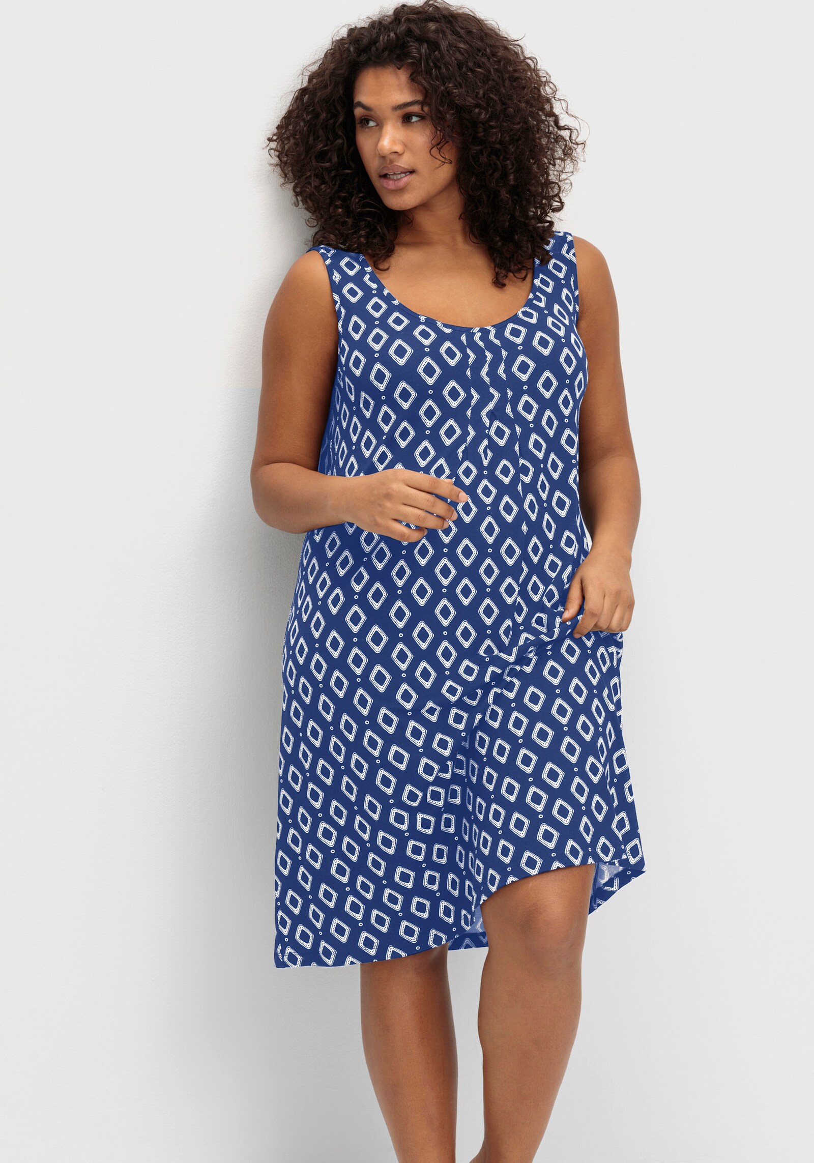 sheego Strandkleid mit Grafikprint - royalblau-ecru-bedruckt