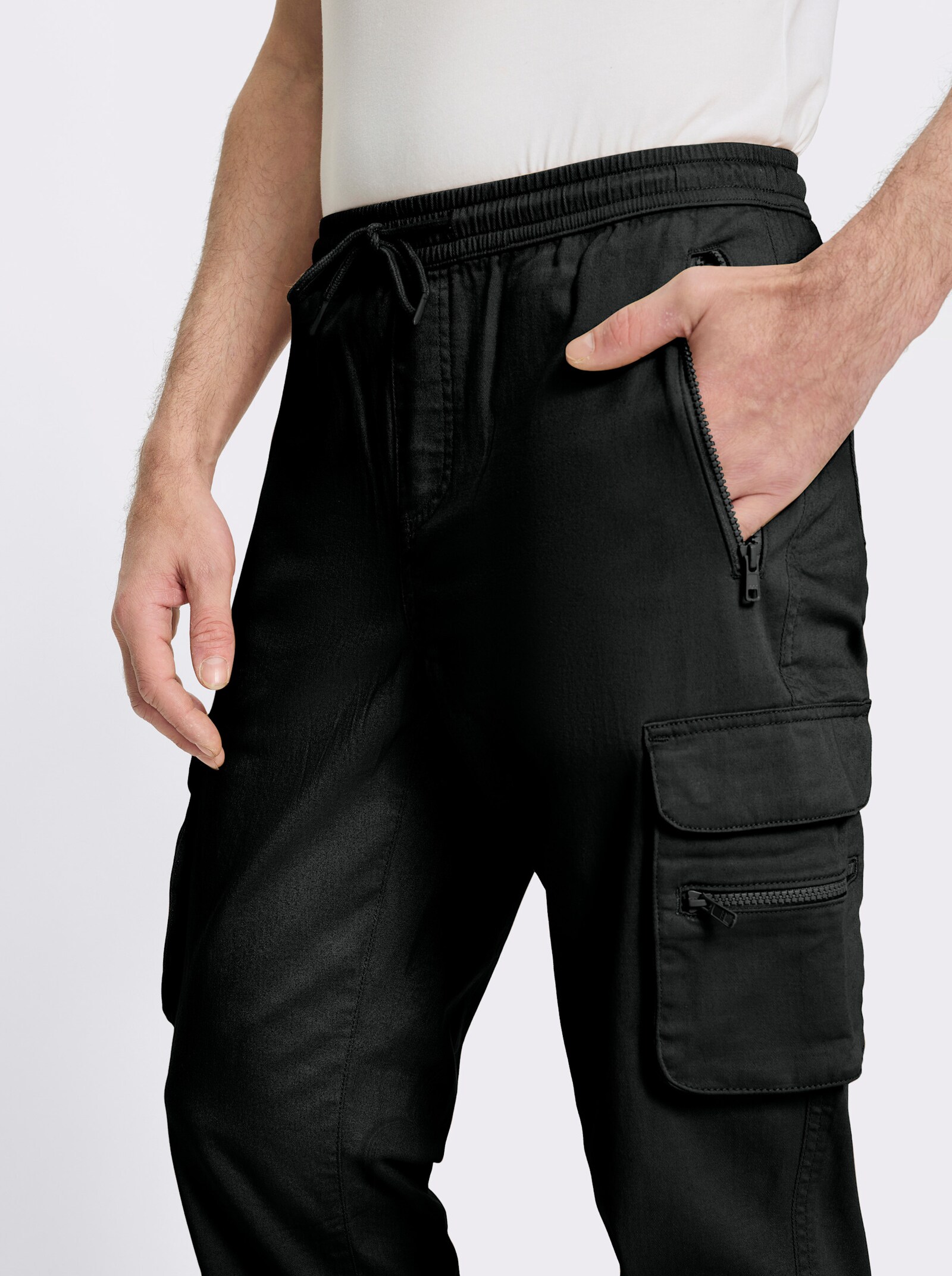 Catamaran Cargohose mit insgesamt 8 Taschen - schwarz