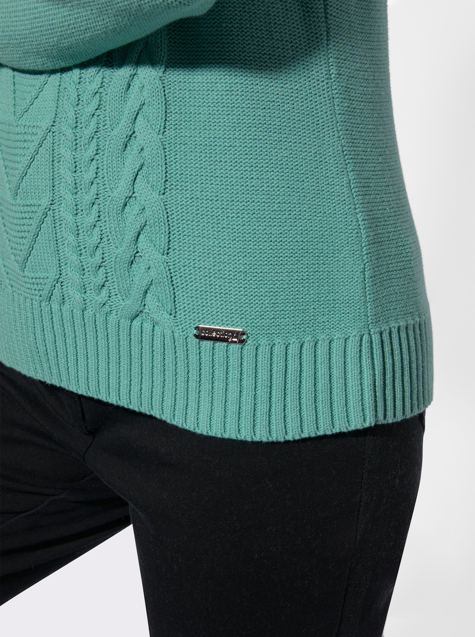 Pullover met opstaande kraag en ribboorden - salie
