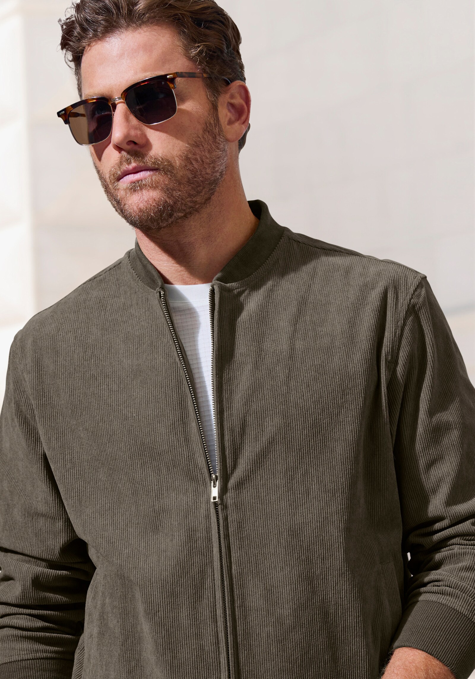 H.I.S Cordjacke - khaki