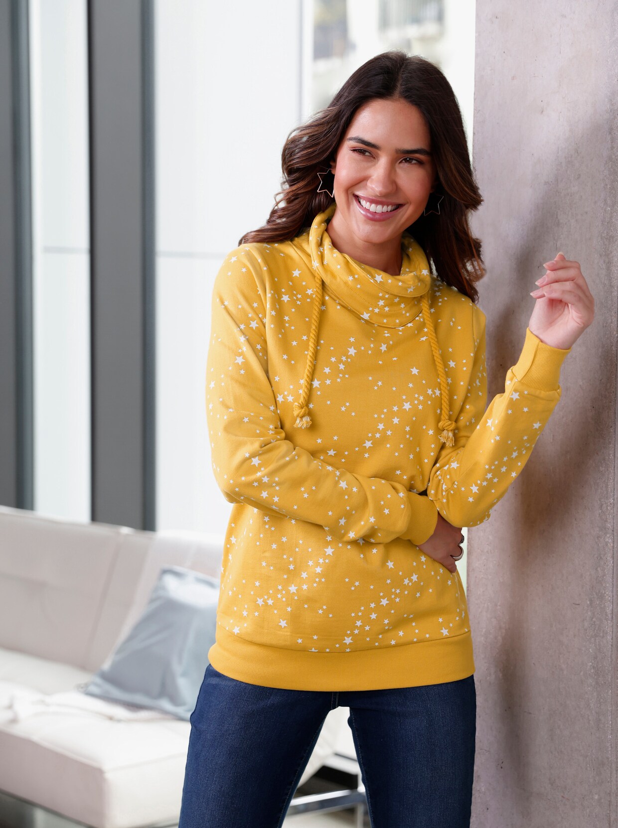 Sweatshirt - oker/ecru bedrukt