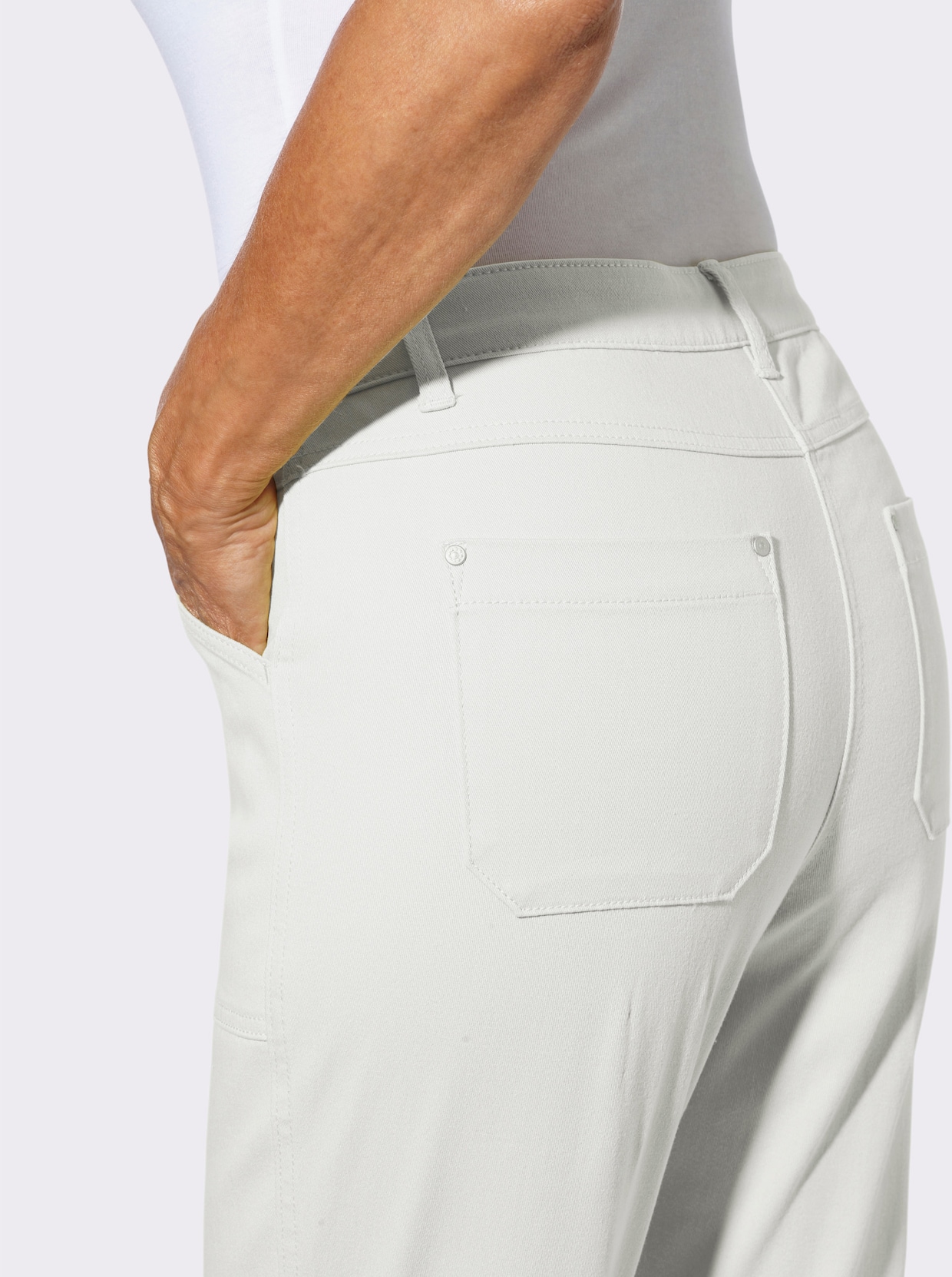 Jeans mit v-förmigem Sattel - weiß