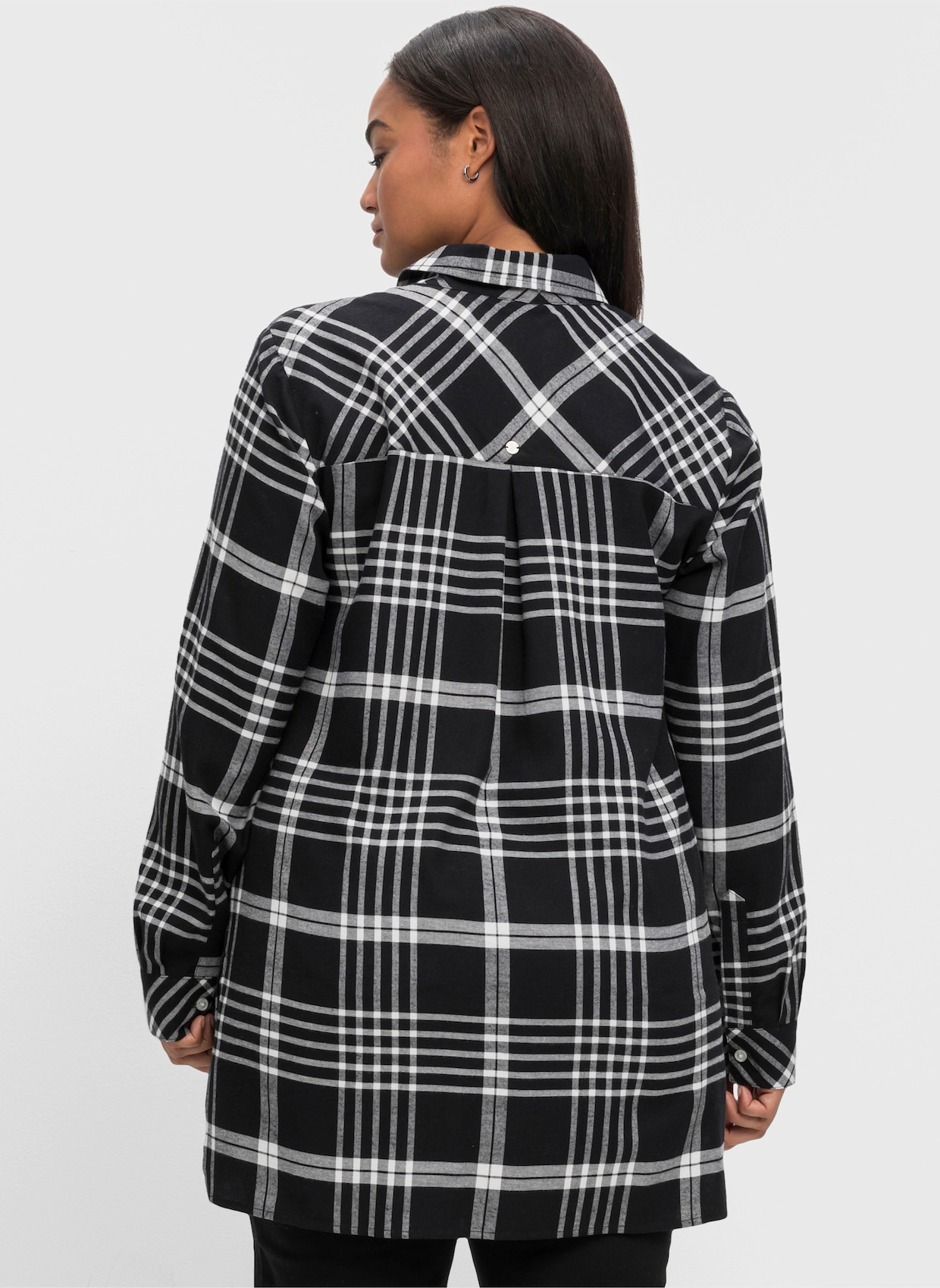 sheego Longline blouse - zwart geruit