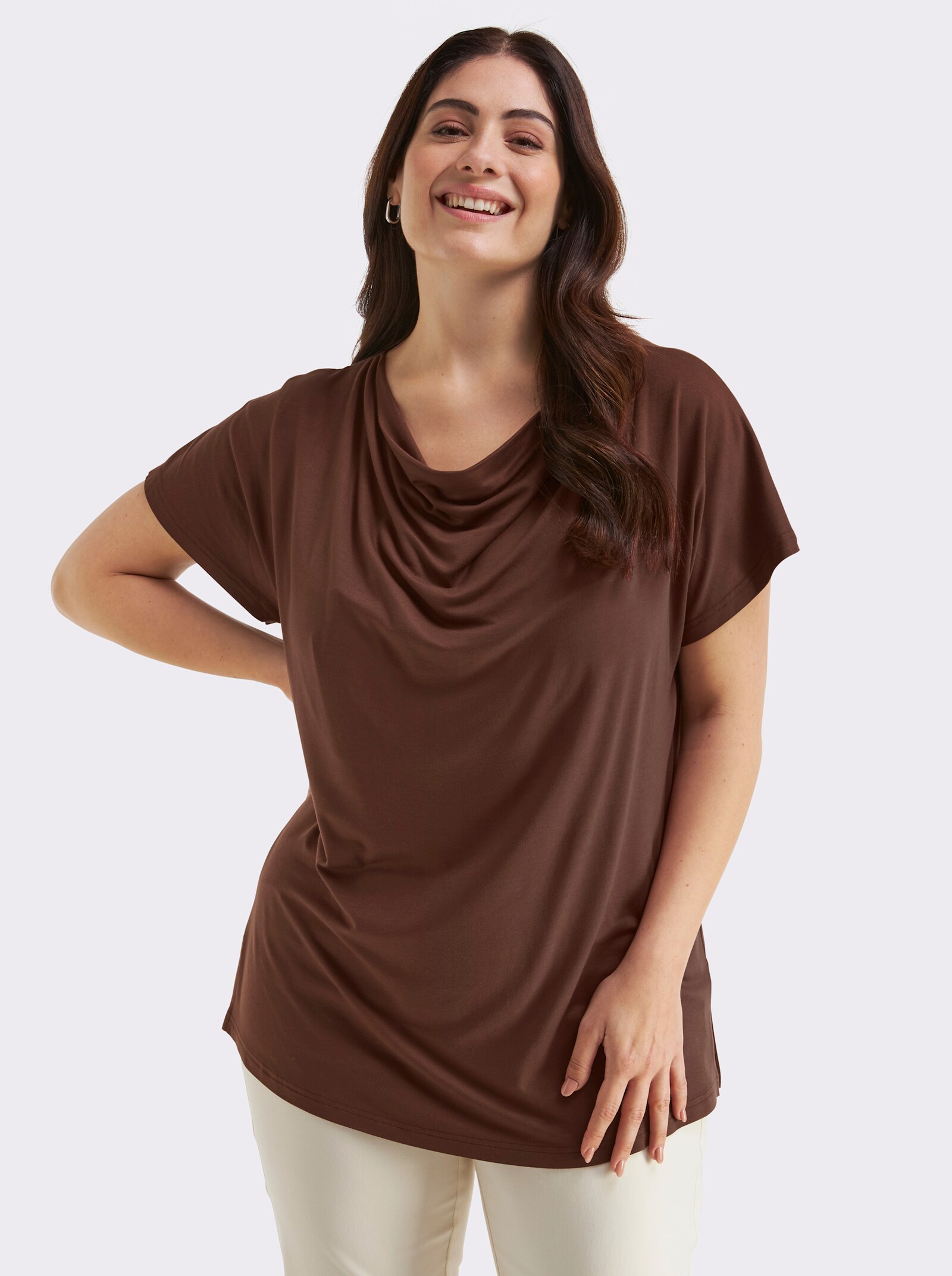 sheego Wasserfallshirt mit überschnittenen Ärmeln - schoko