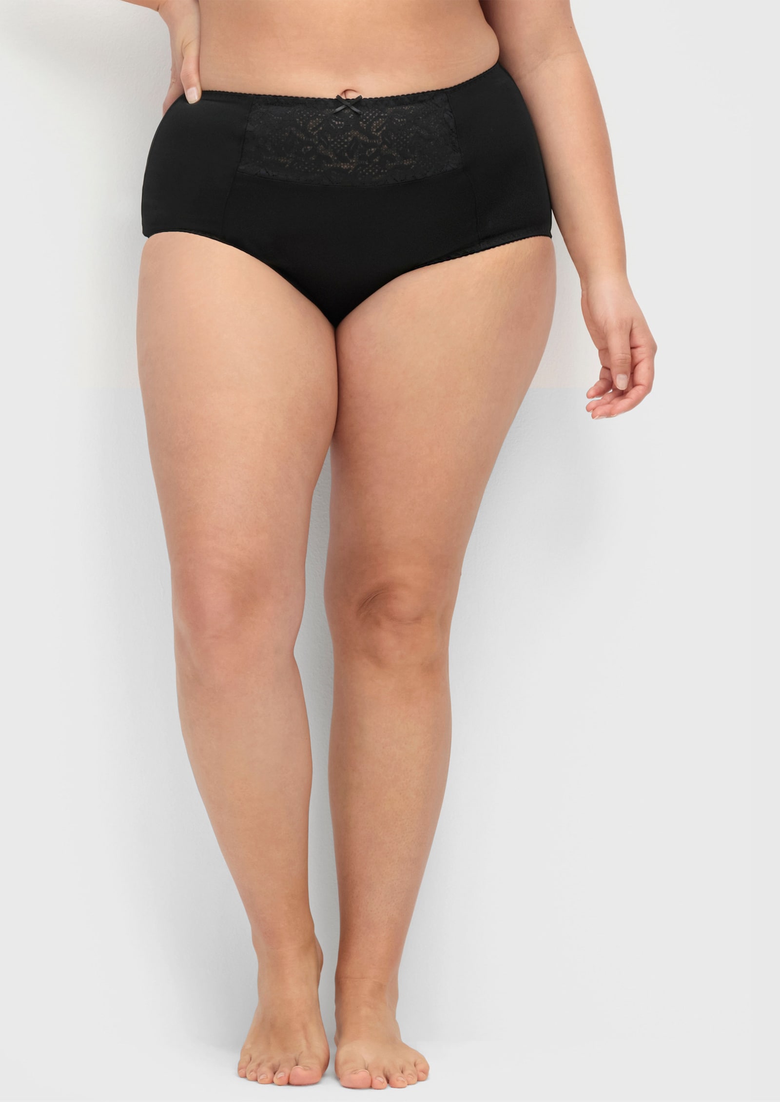 wäschepur Miederslip mit Spitzeneinsatz vorne - schwarz