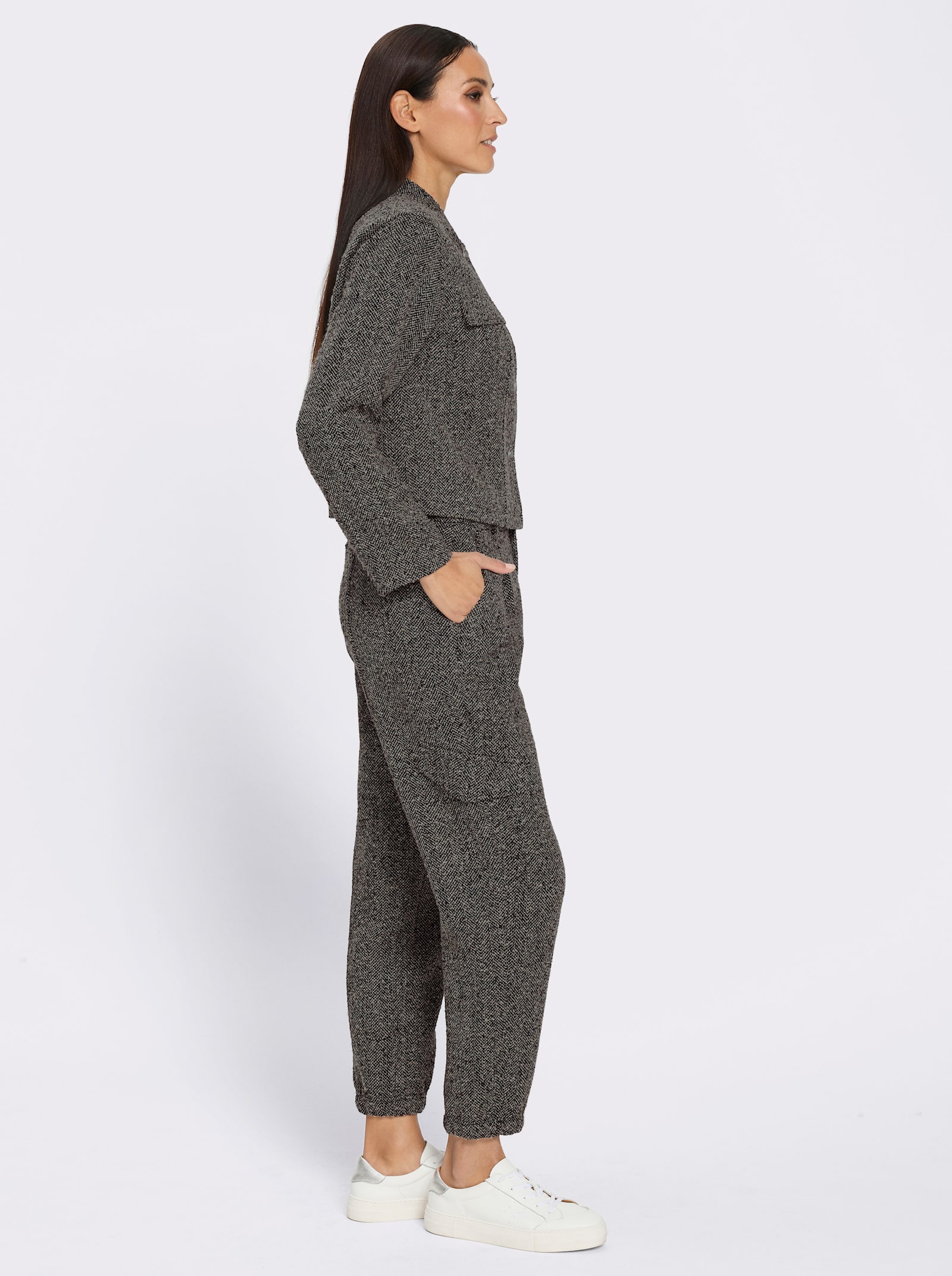 heine Hosenanzug mit Schmuckknöpfen - schwarz-weiß-gemustert