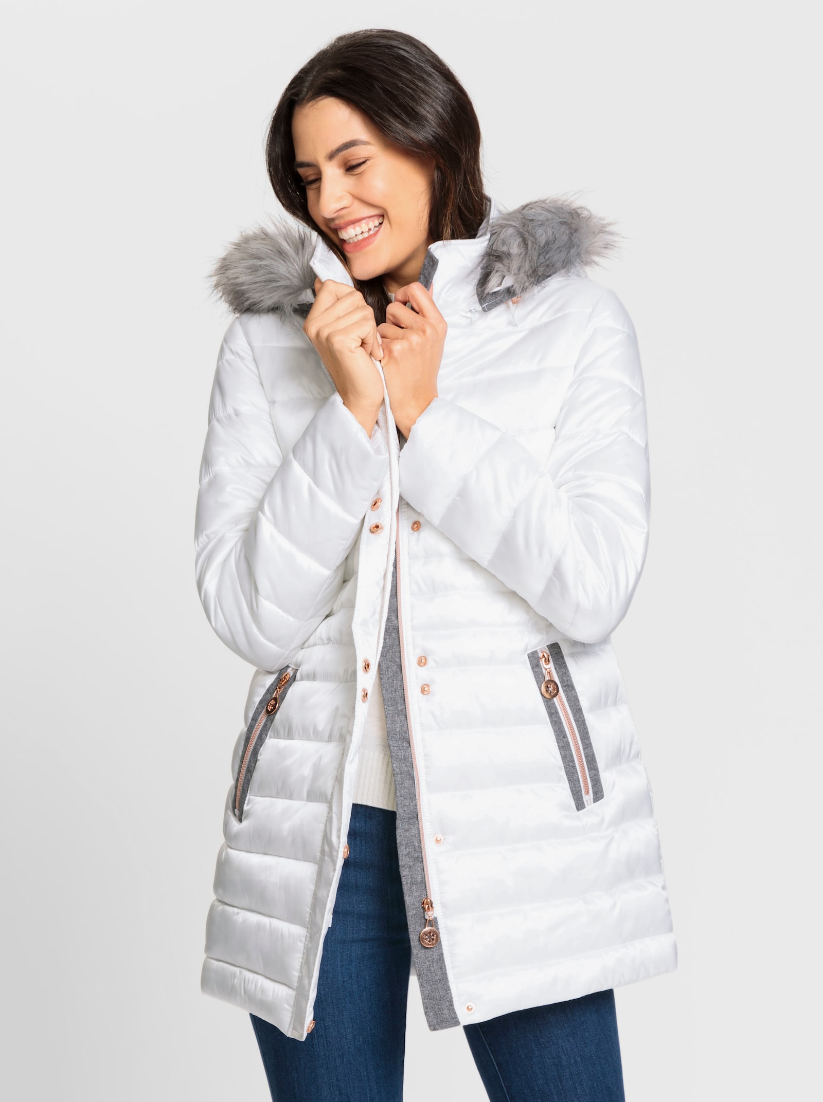 Steppjacke mit Pelz-Imitat - weiss