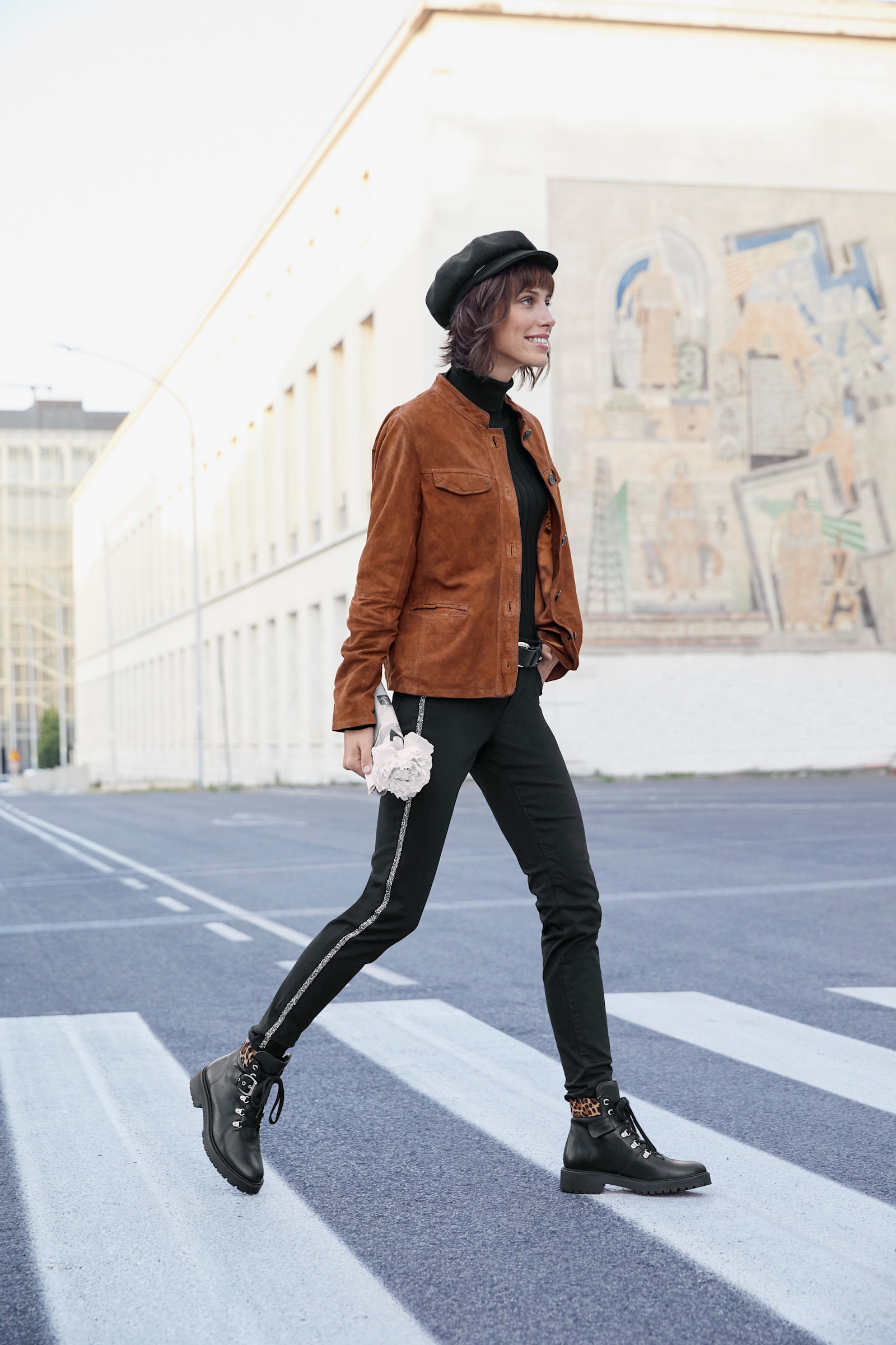 heine Lederjacke aus hochwertigem Veloursleder - cognac