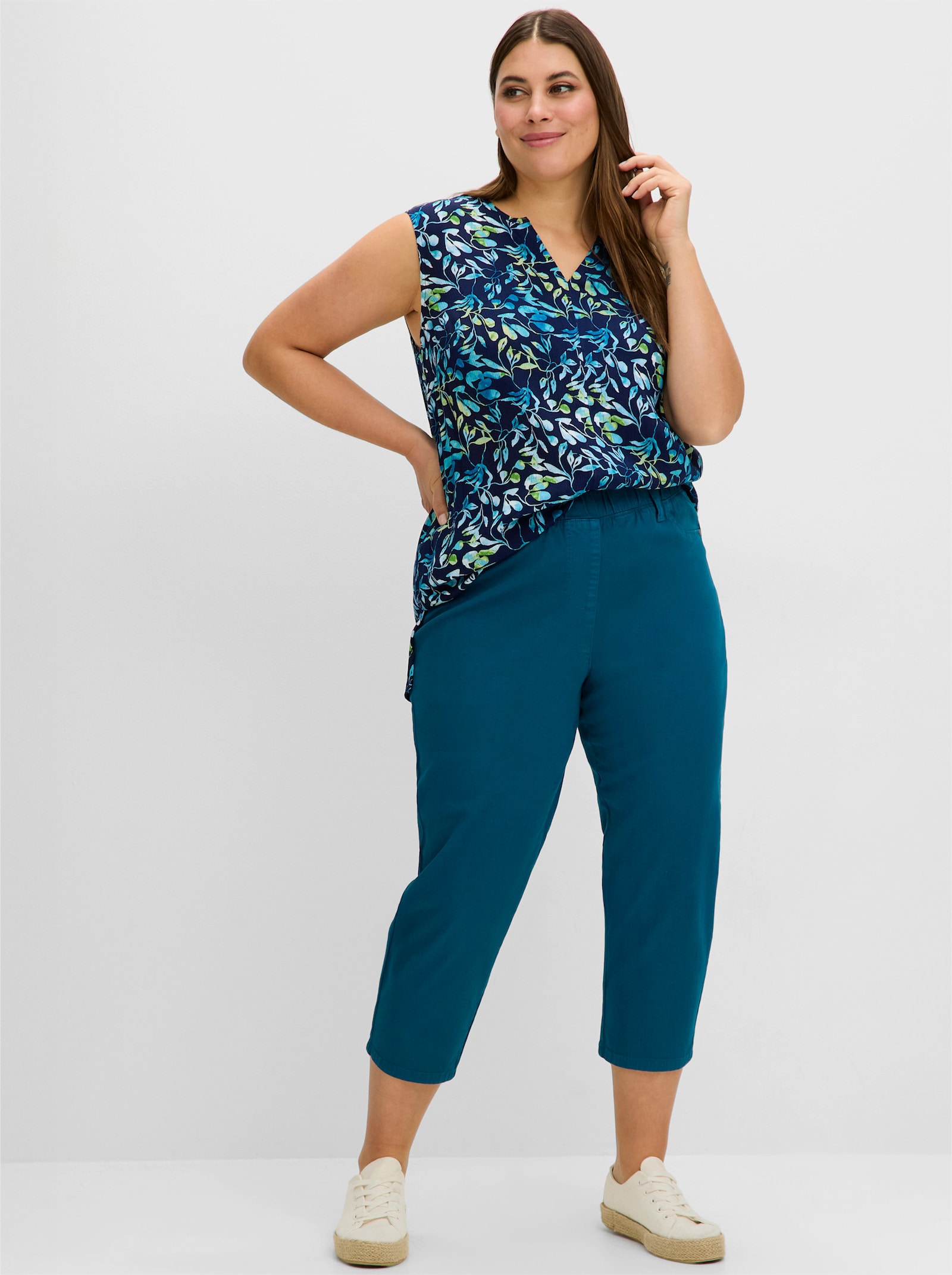 sheego 7/8-Hose in schmaler Form, aus Twill - dunkelpetrol