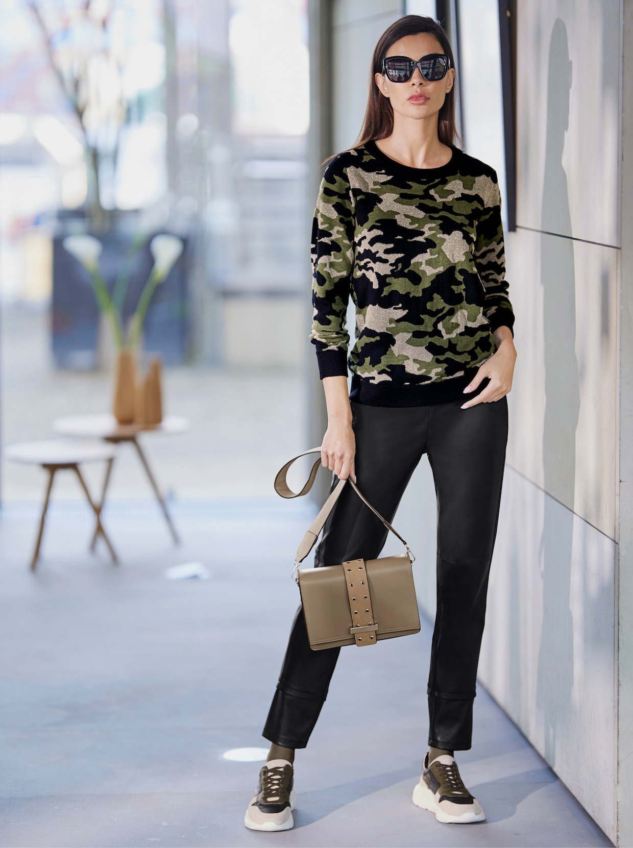 heine Jacquard-Pullover - schwarz-oliv-gemustert