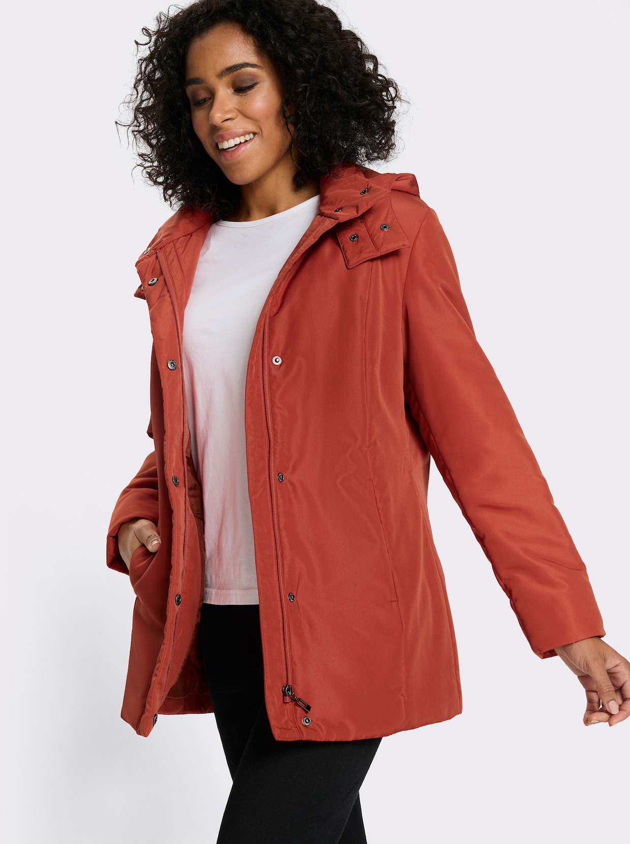 Freizeitjacke mit Kapuze - rostrot